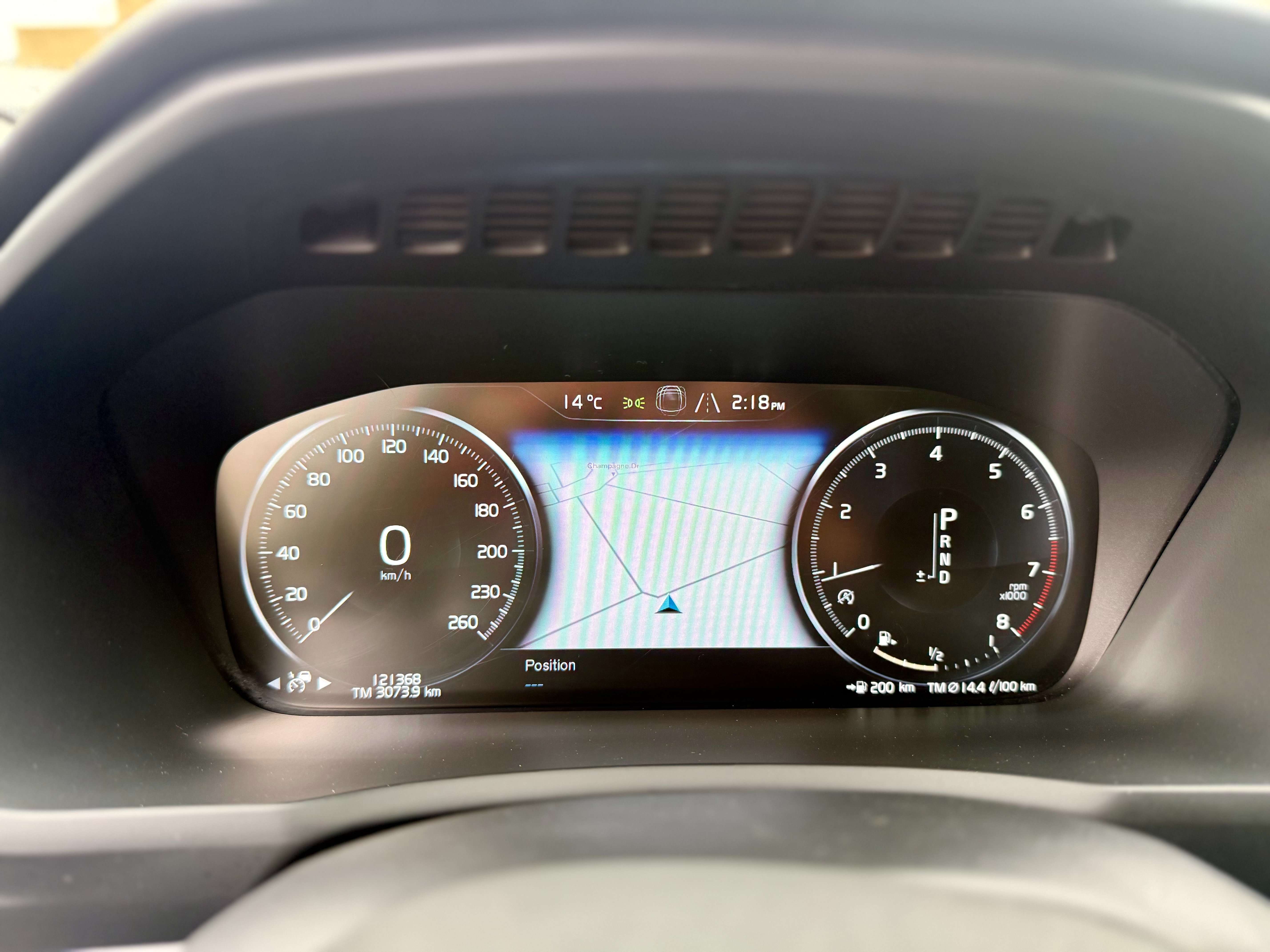 2019 Volvo XC90 Momentum thumb 16