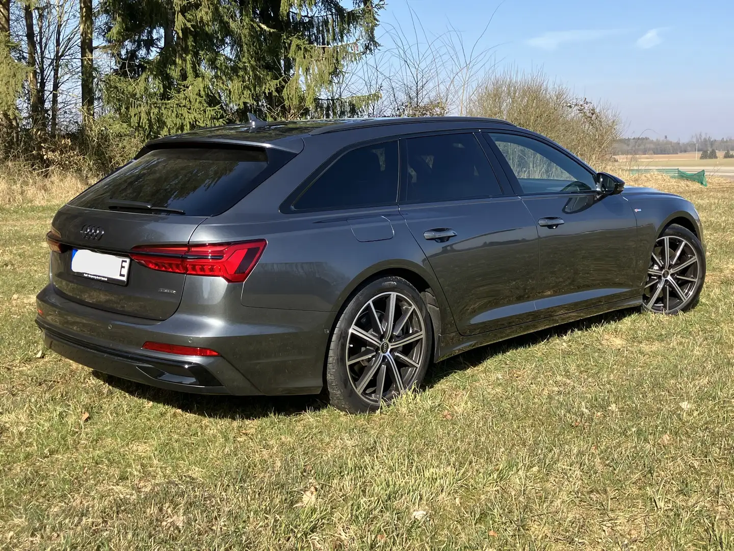 Audi A6 Avant 50 TFSIe qu S-Li Pano HUD B&O Matrix AHV etc Grau - 2