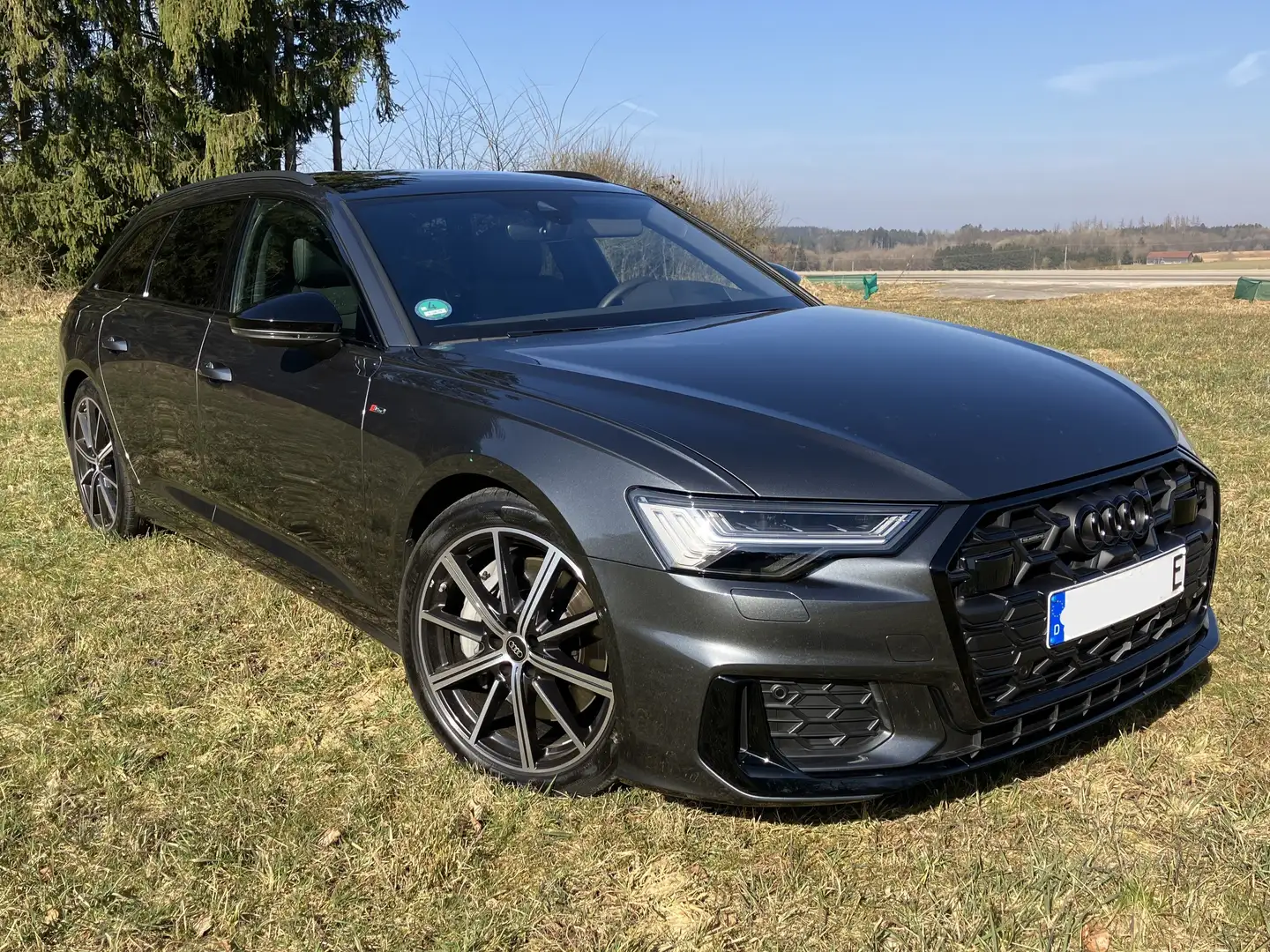 Audi A6 Avant 50 TFSIe qu S-Li Pano HUD B&O Matrix AHV etc Grau - 1