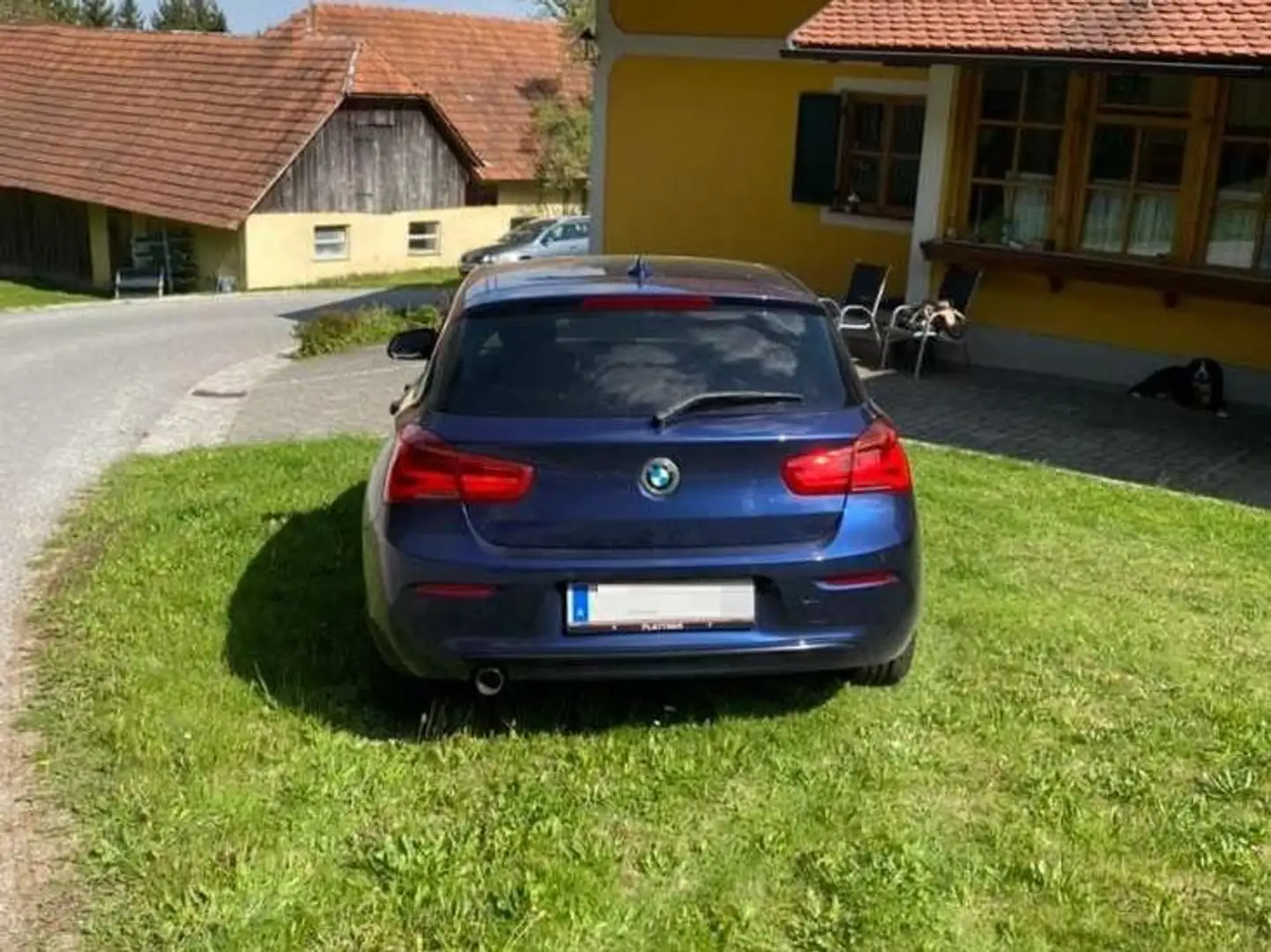 BMW 118 118d M Sport Aut. M Sport Blau - 2