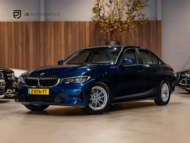 BMW 320 3-serie 320i Executive, Apple Carplay, Android Aut