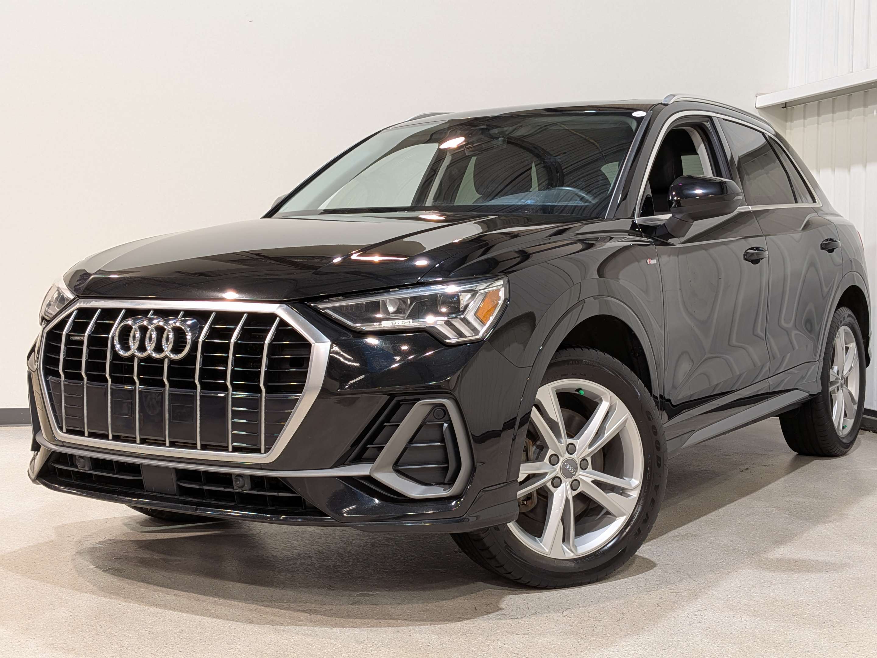 Audi Q3 2021