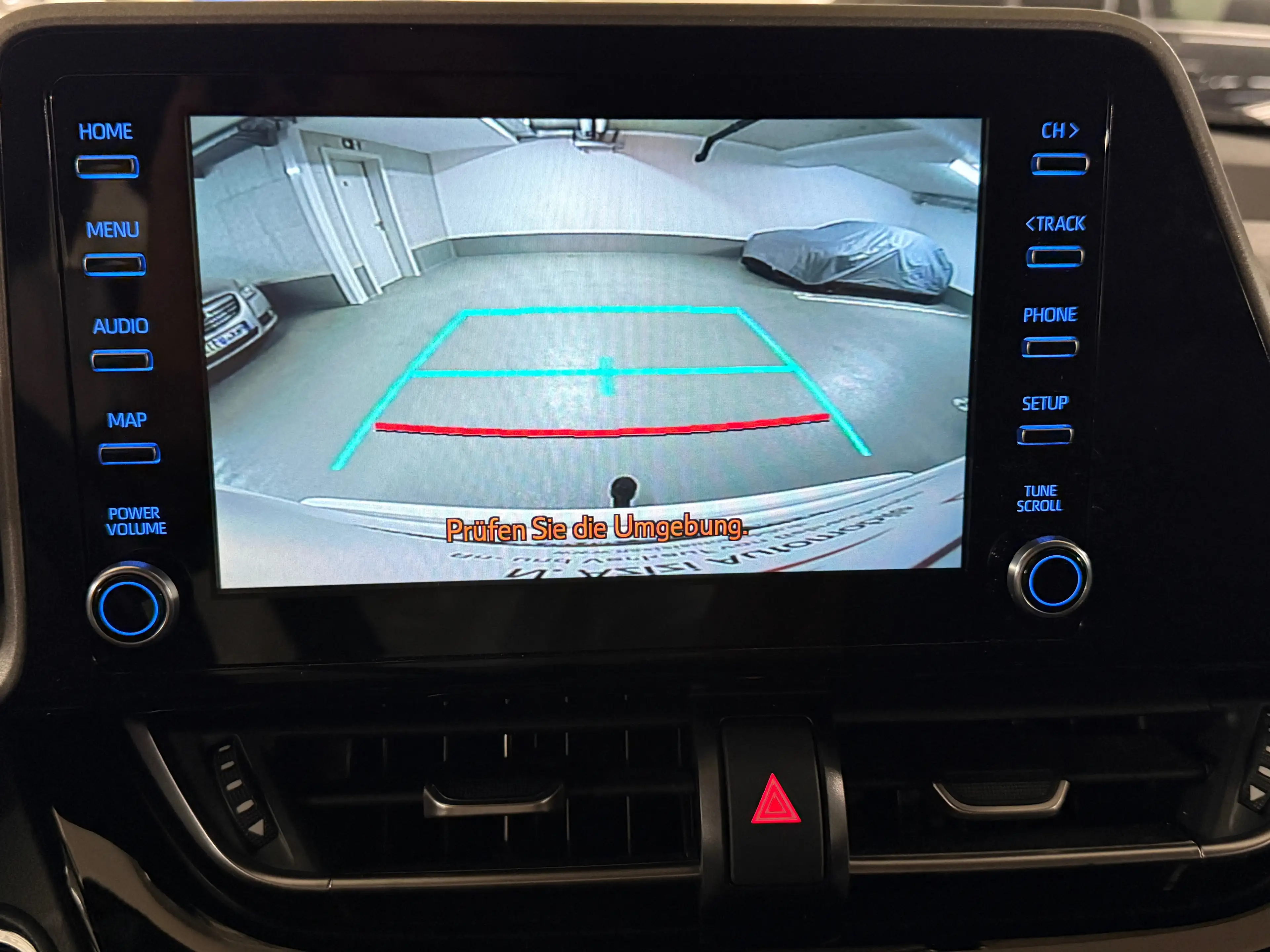 Toyota C-HR 1.8 VVT-i Hybrid Flow*AHK*Kamera*1 Hand* — photo 17