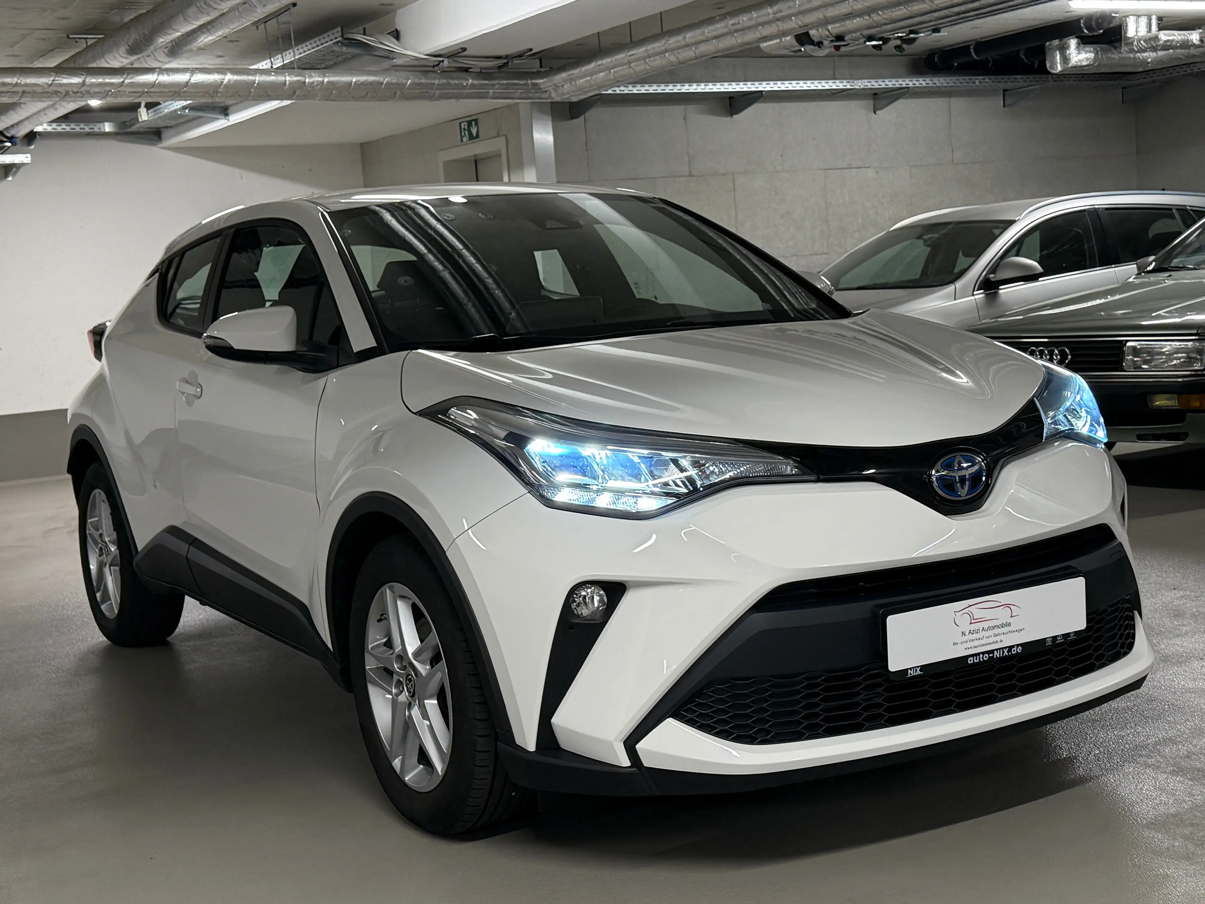 Toyota C-HR 1.8 VVT-i Hybrid Flow*AHK*Kamera*1 Hand* — photo 9