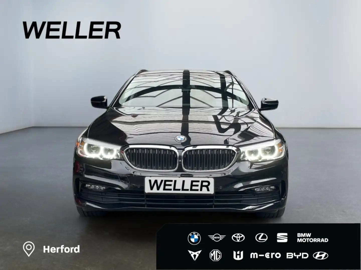 BMW 540 d xDrive Touring Aut. Sport Line *AHK*Navi* Schwarz - 2