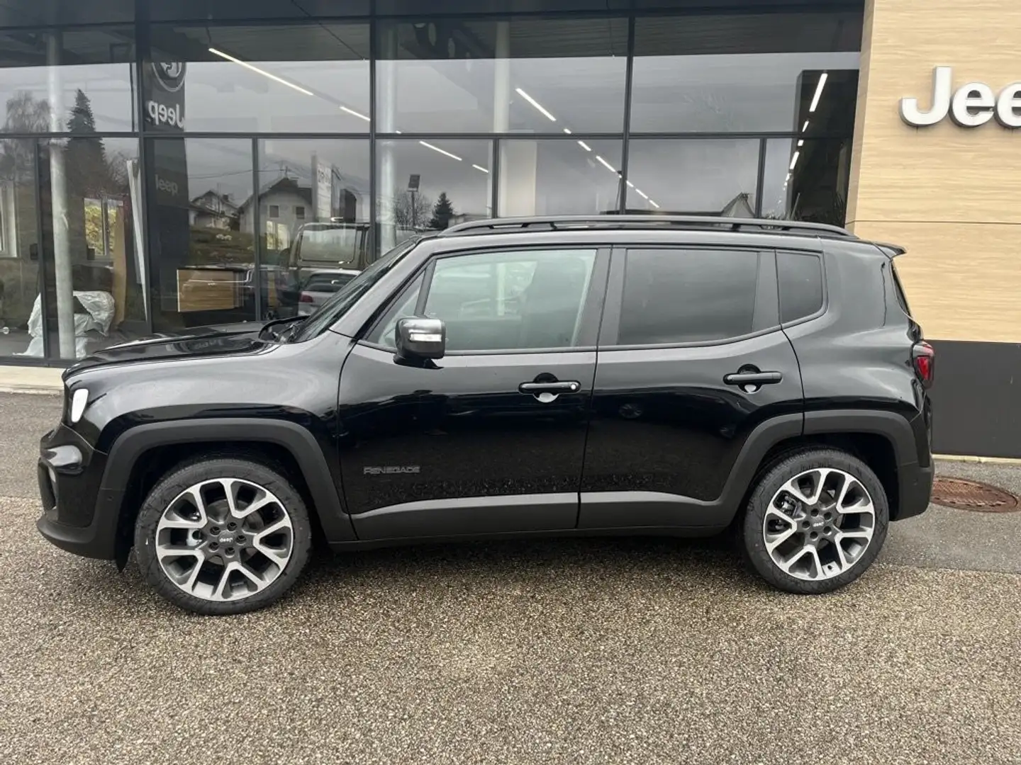 Jeep Renegade 1.6 Multijet II FWD 6MT S Schwarz - 2