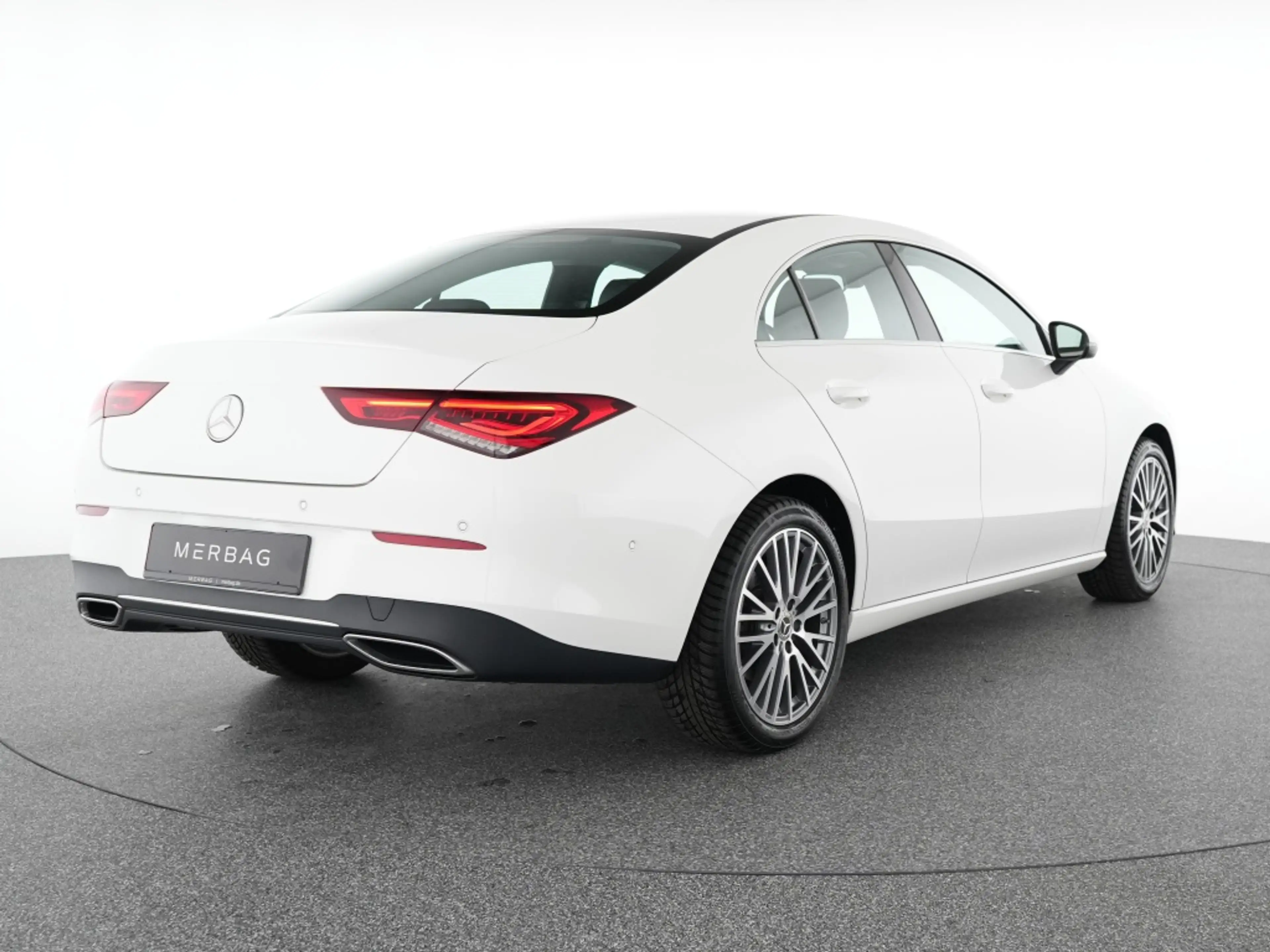 Mercedes-Benz CLA 200 Coupé Progressive Kamera LED MBUX Highend — photo 3