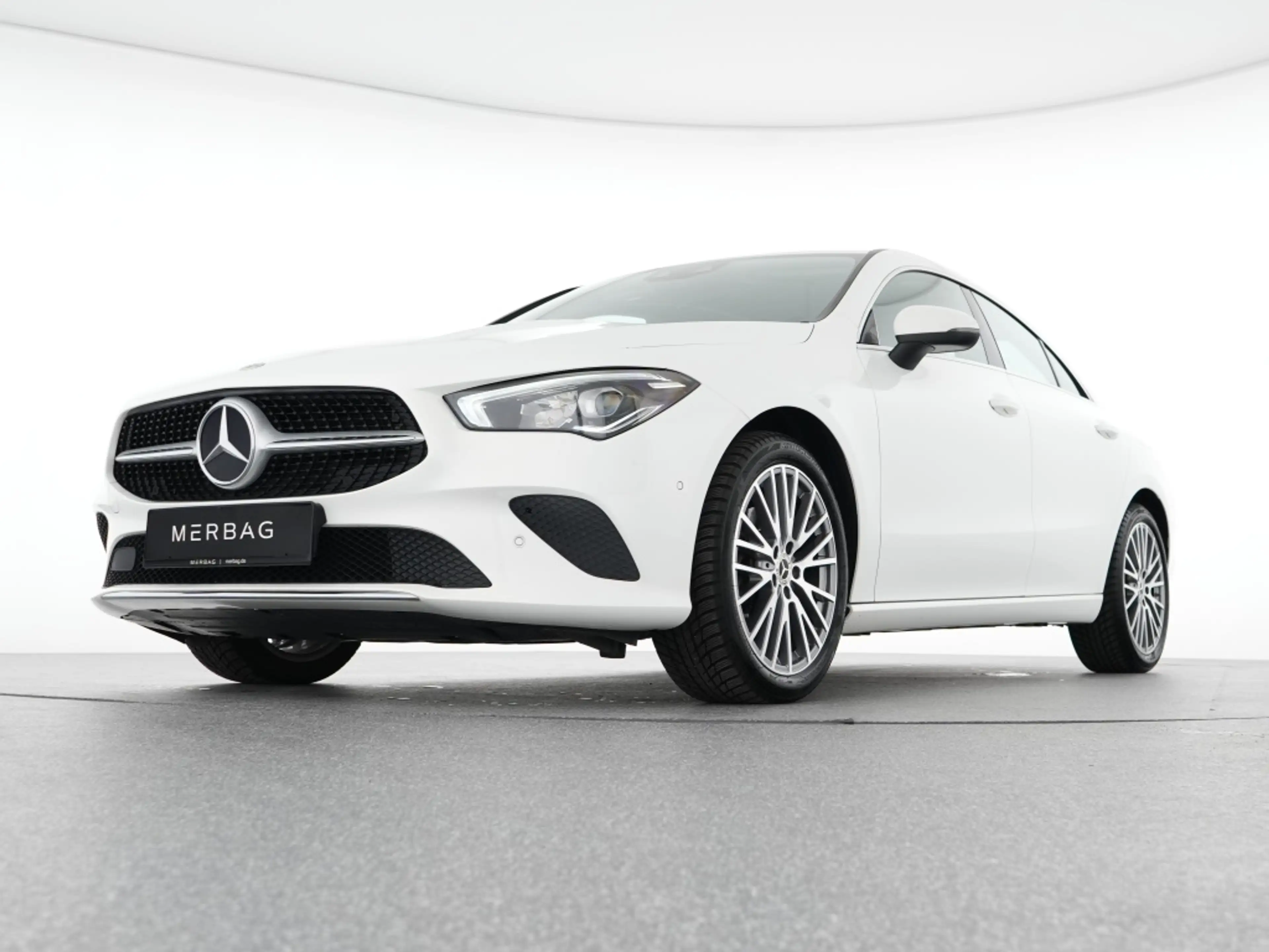 Mercedes-Benz CLA 200 Coupé Progressive Kamera LED MBUX Highend — photo 8