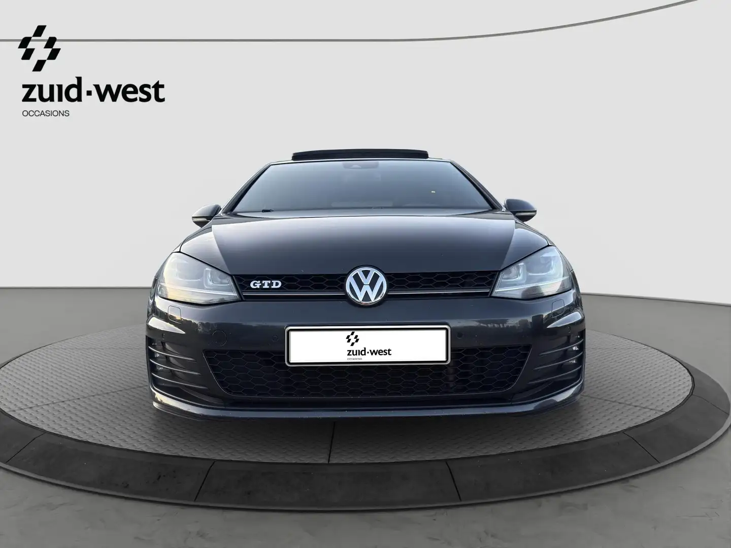 Volkswagen Golf GTD 2.0 TDI Pano DSG Leder Dynaudo Camera Zwart - 2