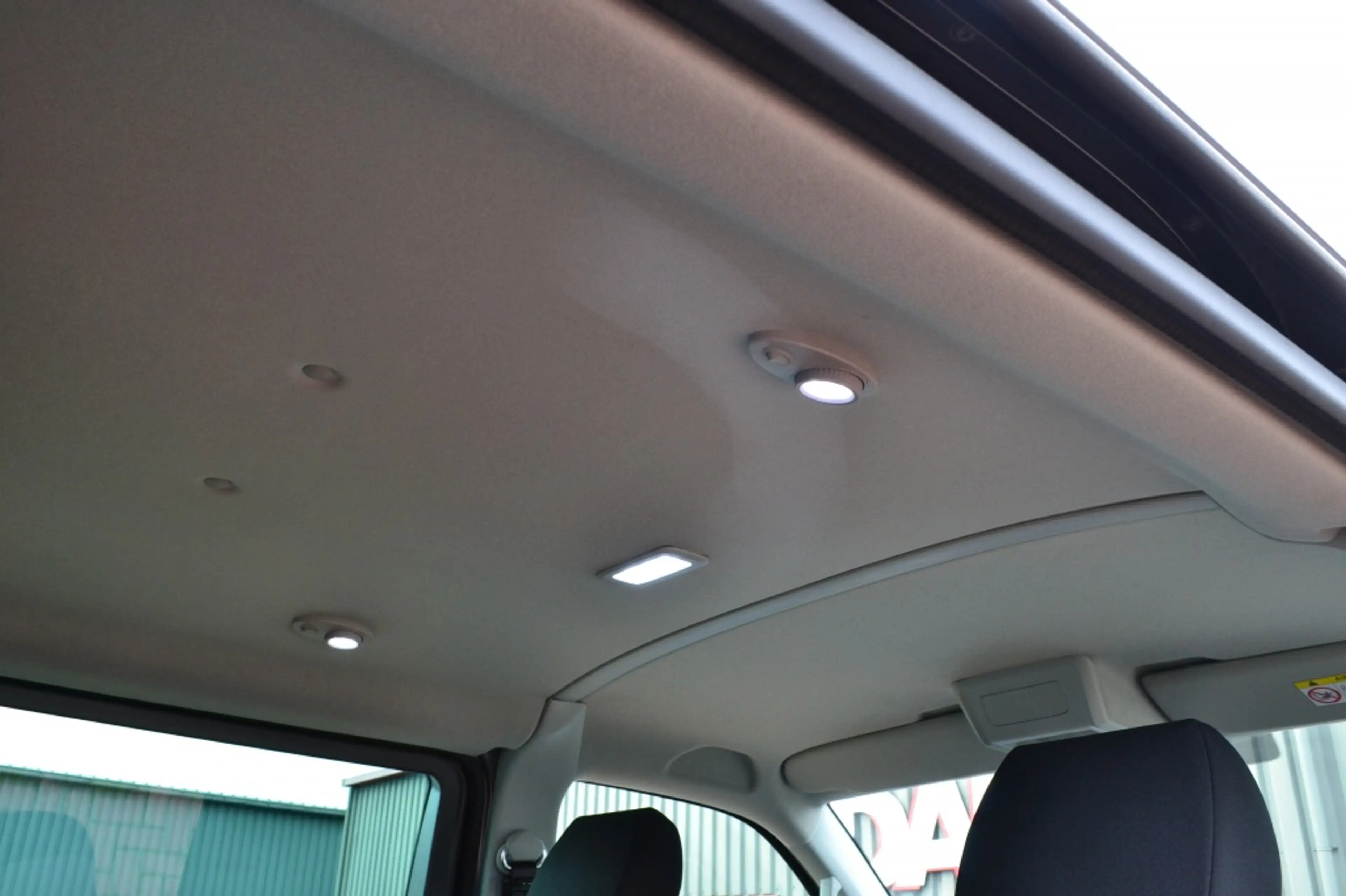 Volkswagen Transporter 2.0 TDI DSG L2H1 DC Bulli 180PK LED/Camera/20'' — photo 15