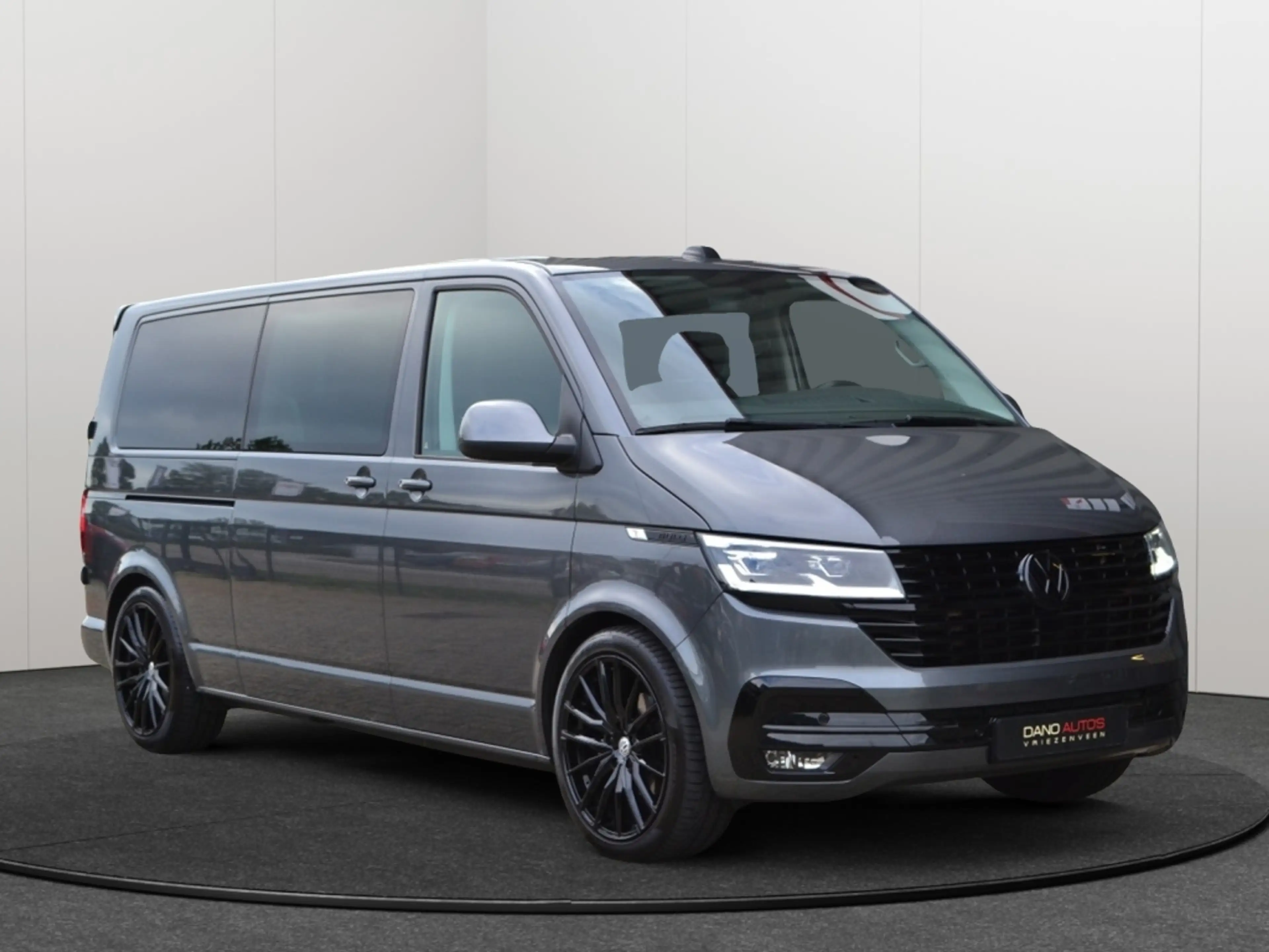 Volkswagen Transporter 2.0 TDI DSG L2H1 DC Bulli 180PK LED/Camera/20'' — photo 6