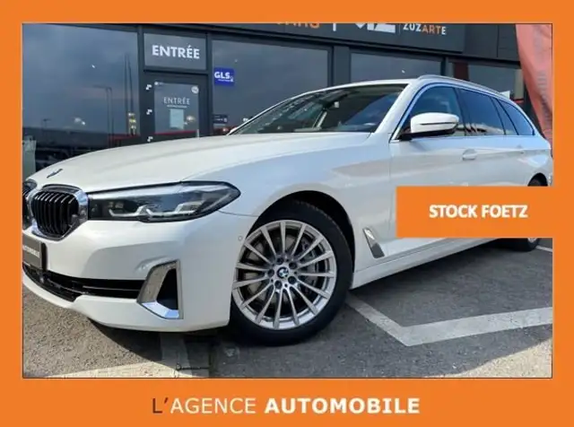 BMW 530 530d Touring LuxuryLine jusqu'à 48mois garantie