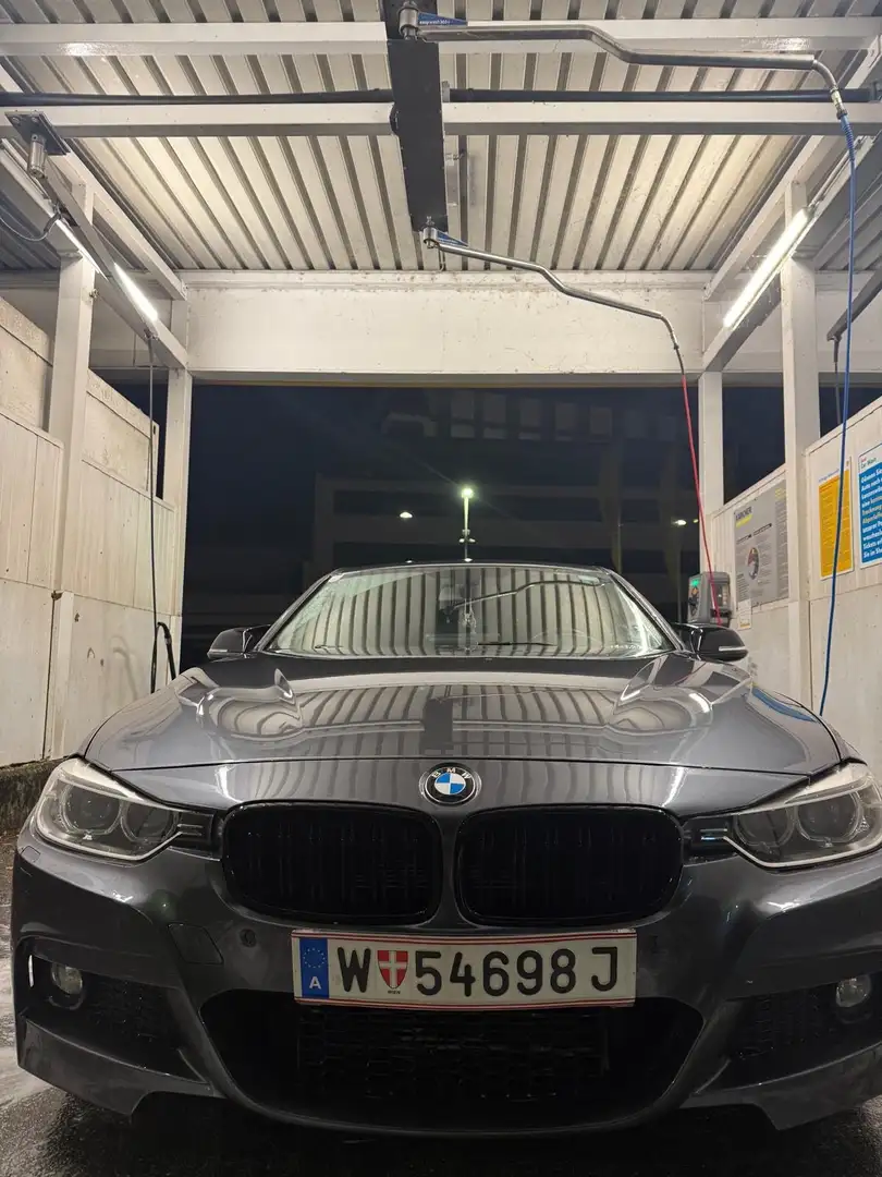 BMW 318 318d M Paket - 1