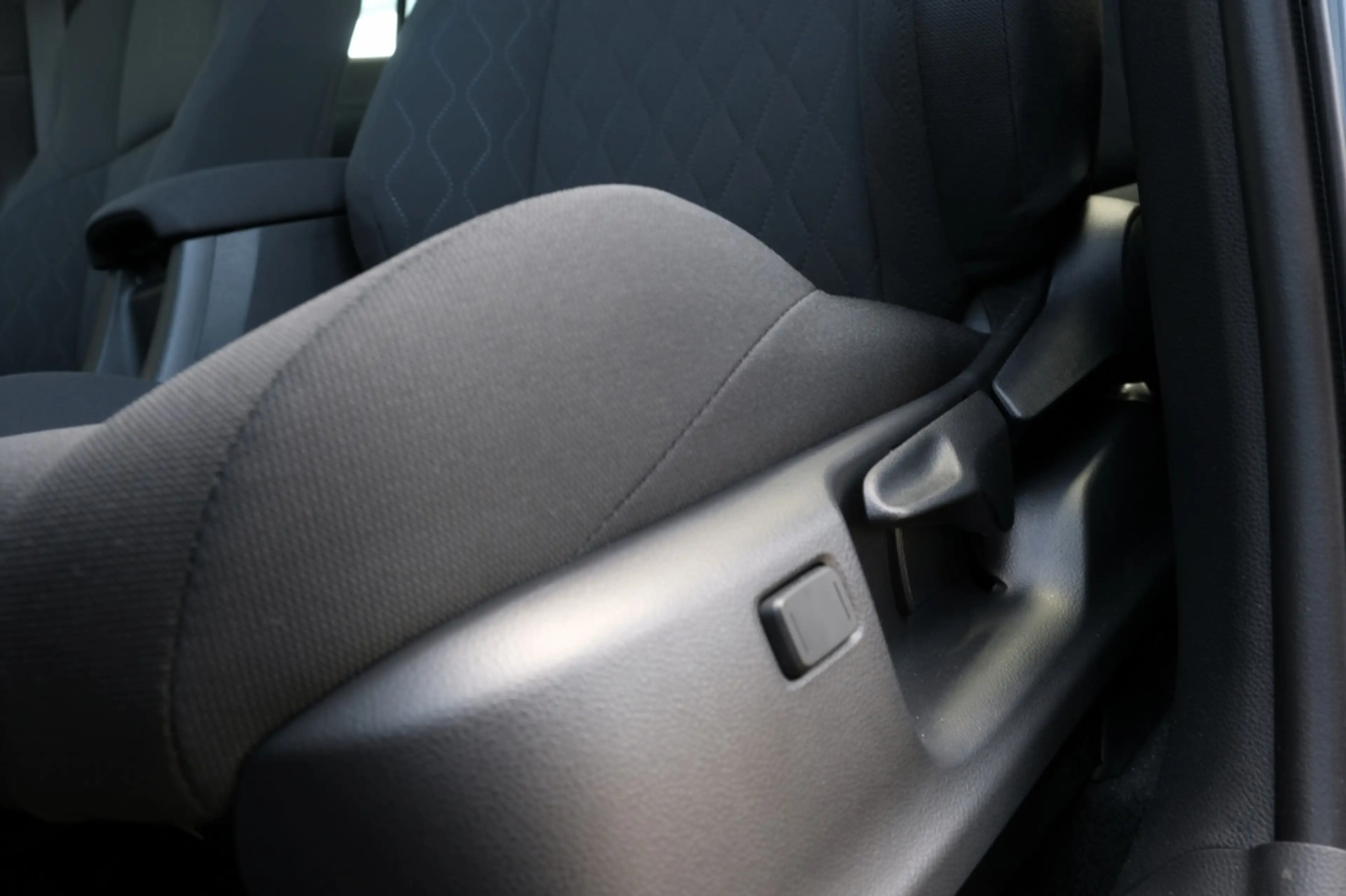 Toyota Corolla Cross Hybrid 140 Active Automaat | Safety Pack | Apple C — photo 15
