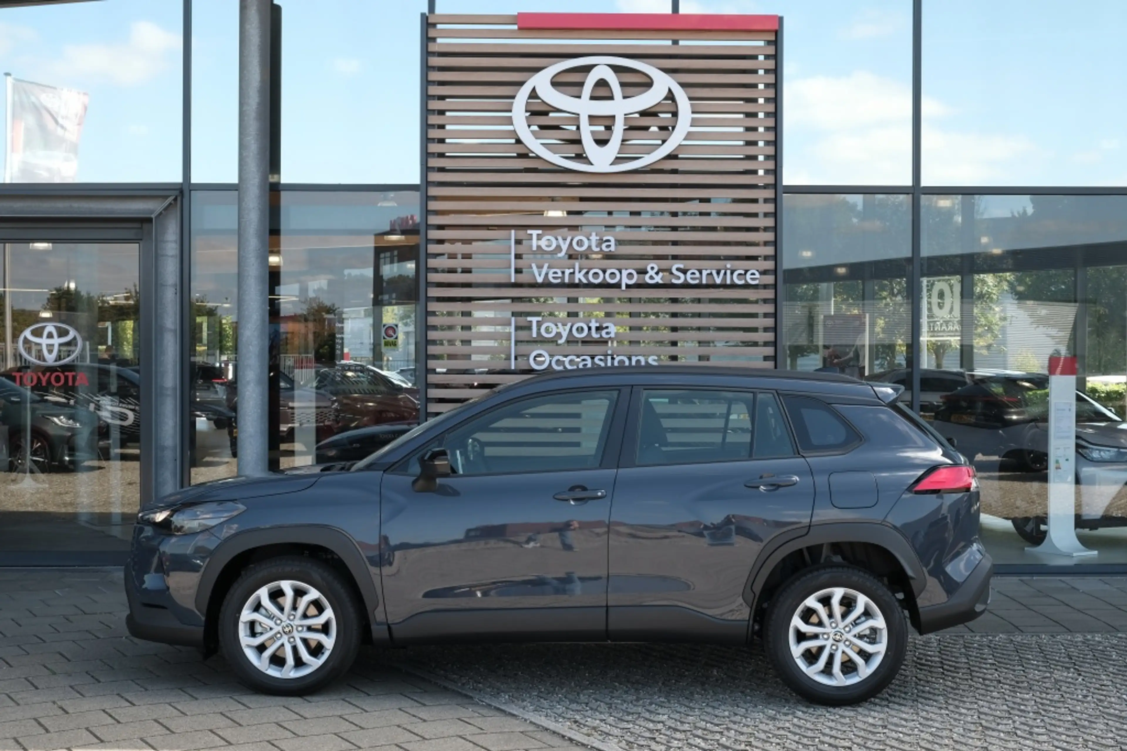 Toyota Corolla Cross Hybrid 140 Active Automaat | Safety Pack | Apple C — photo 9