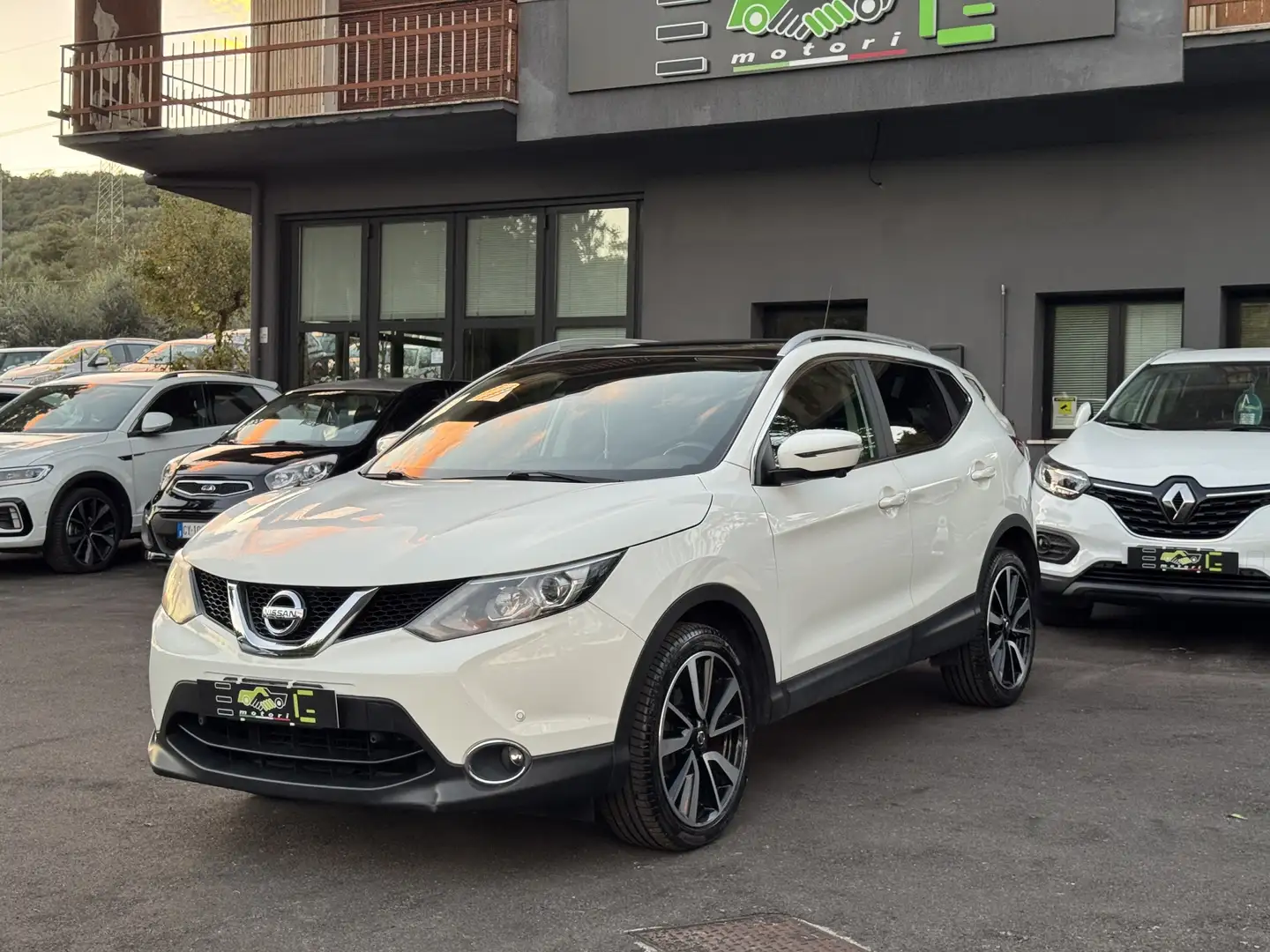 Nissan Qashqai 1.5 dci Tekna dpf - 1
