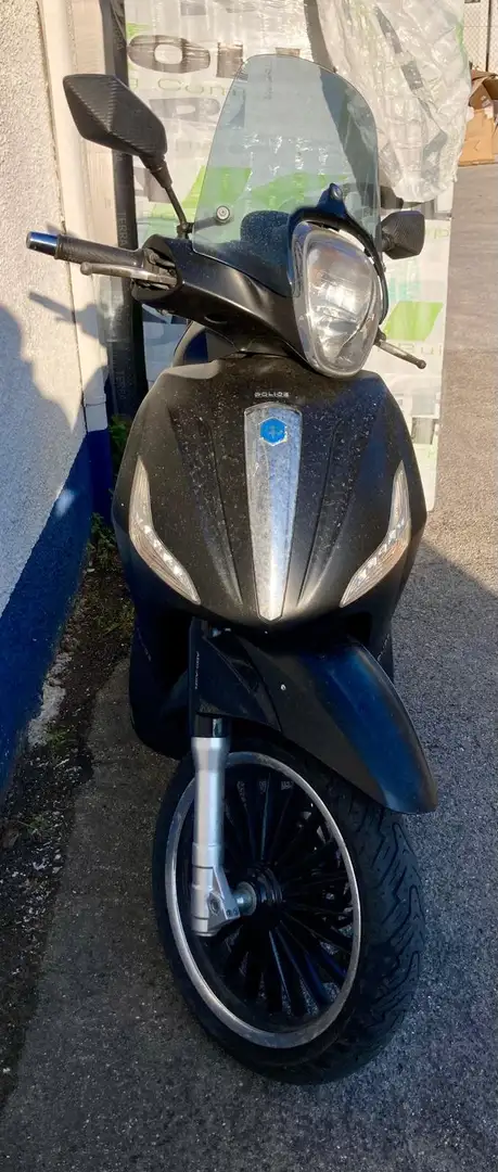 Piaggio Beverly 300 Police Nero - 2