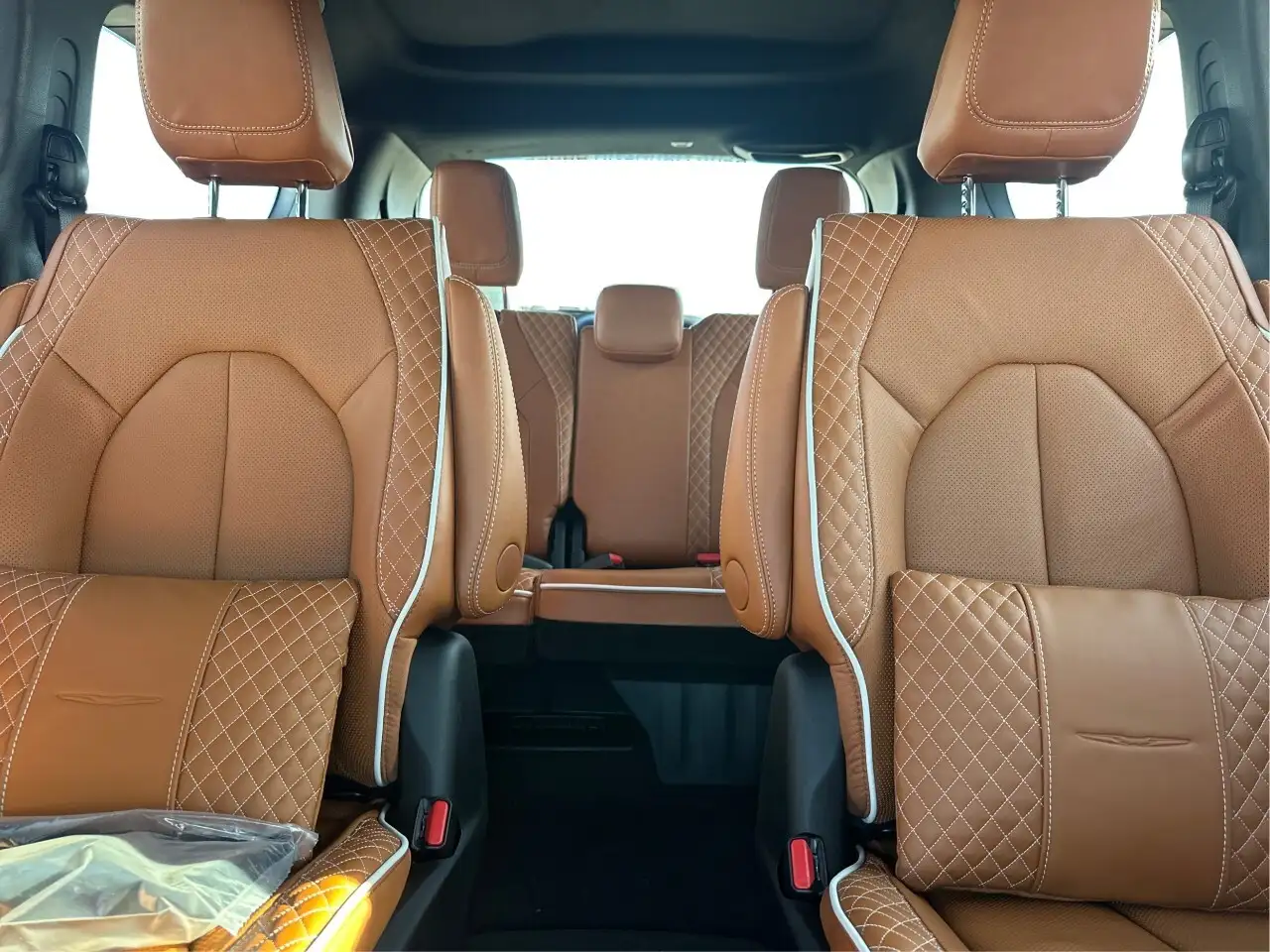 Chrysler Pacifica снимка Chrysler Pacifica