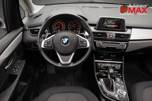 BMW 2 Series view 14
