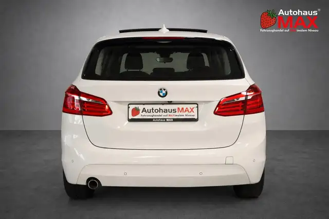 BMW 2 Series view 5