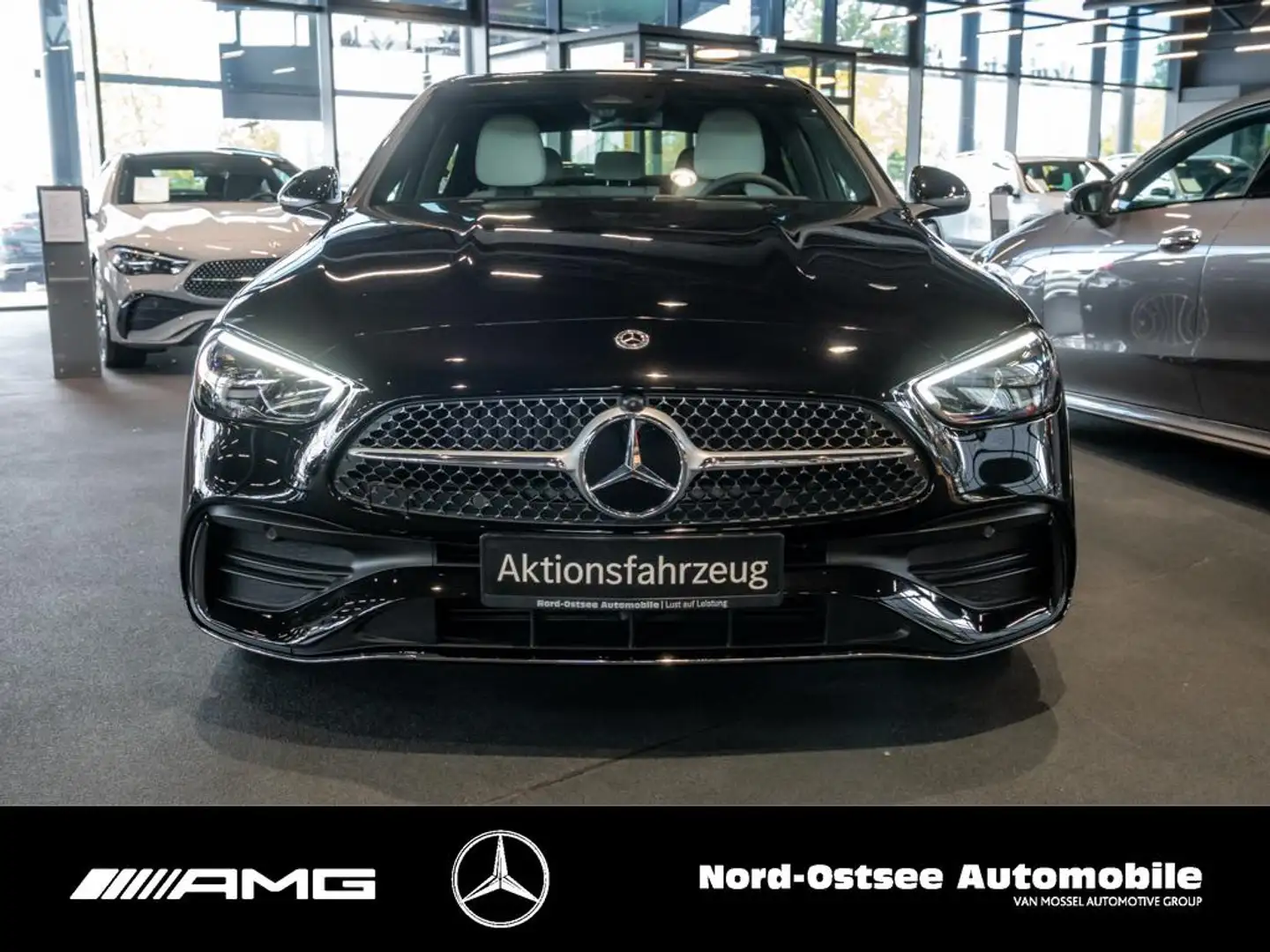 Mercedes-Benz C 180 AMG WINTER-PAKET DISTRON 360° SOUND 19-ZO Schwarz - 2