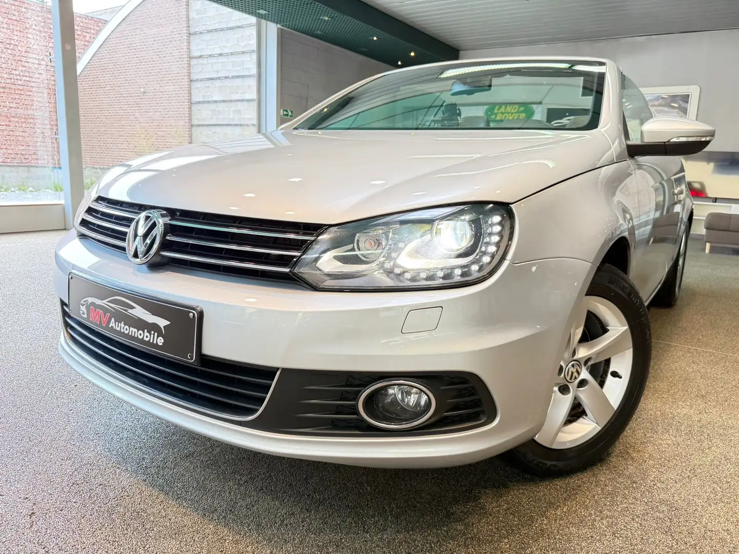 Volkswagen Eos 1.4TSI BMT * Xenon * Navi * Cuir * 1er prop * Clim Grijs - 1