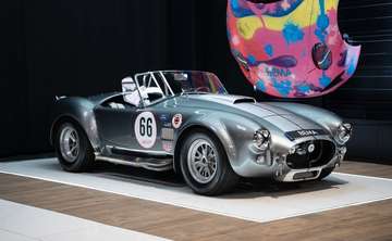 Shelby 427 Superformance 520cv | Historique connu Couverture de place passager Sous licence Caroll À partir 2200-mois
