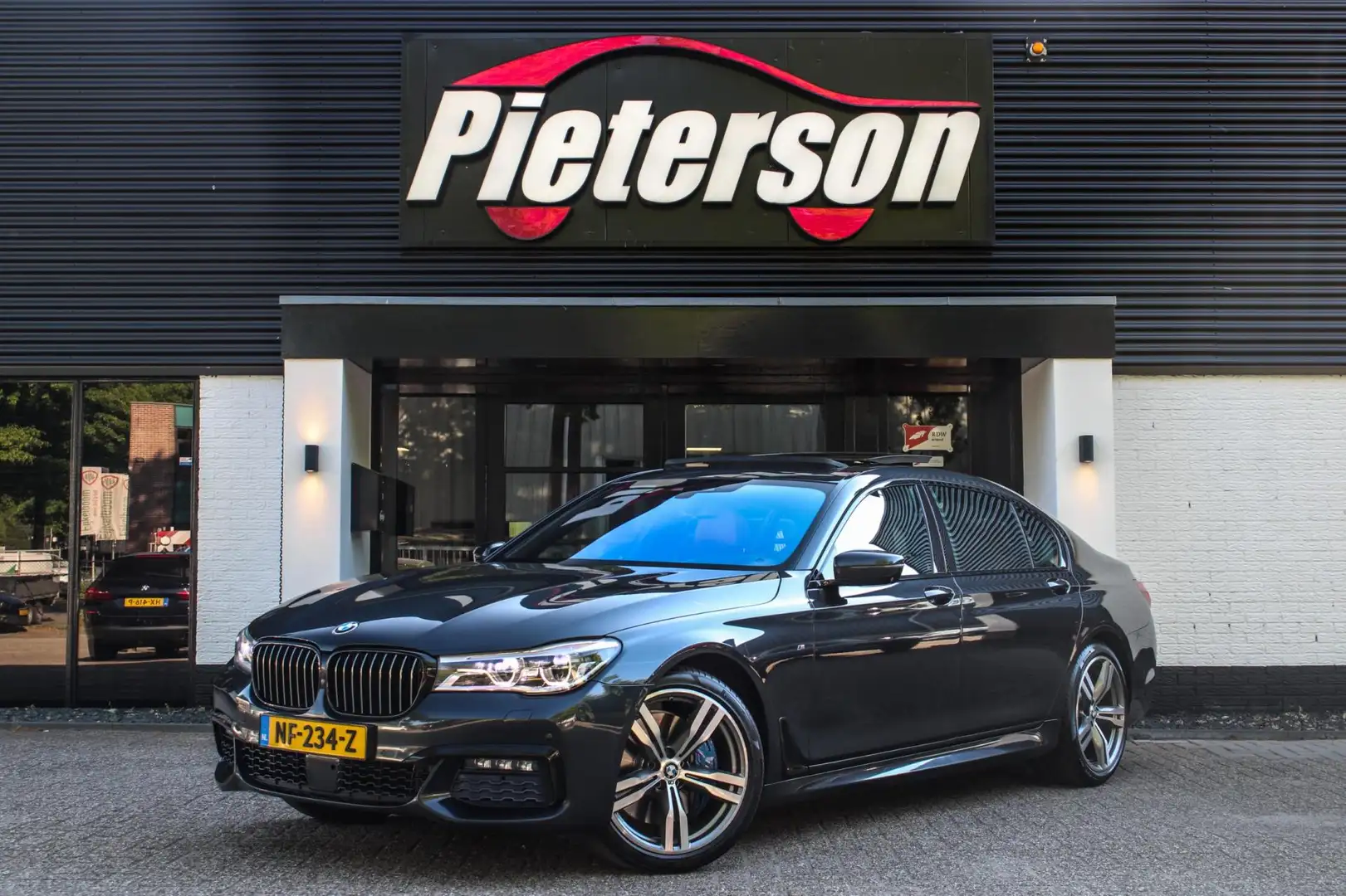 BMW 750 7-serie 750Li xDrive M-Pakket B&W DEALER OH ALLE O Gris - 2