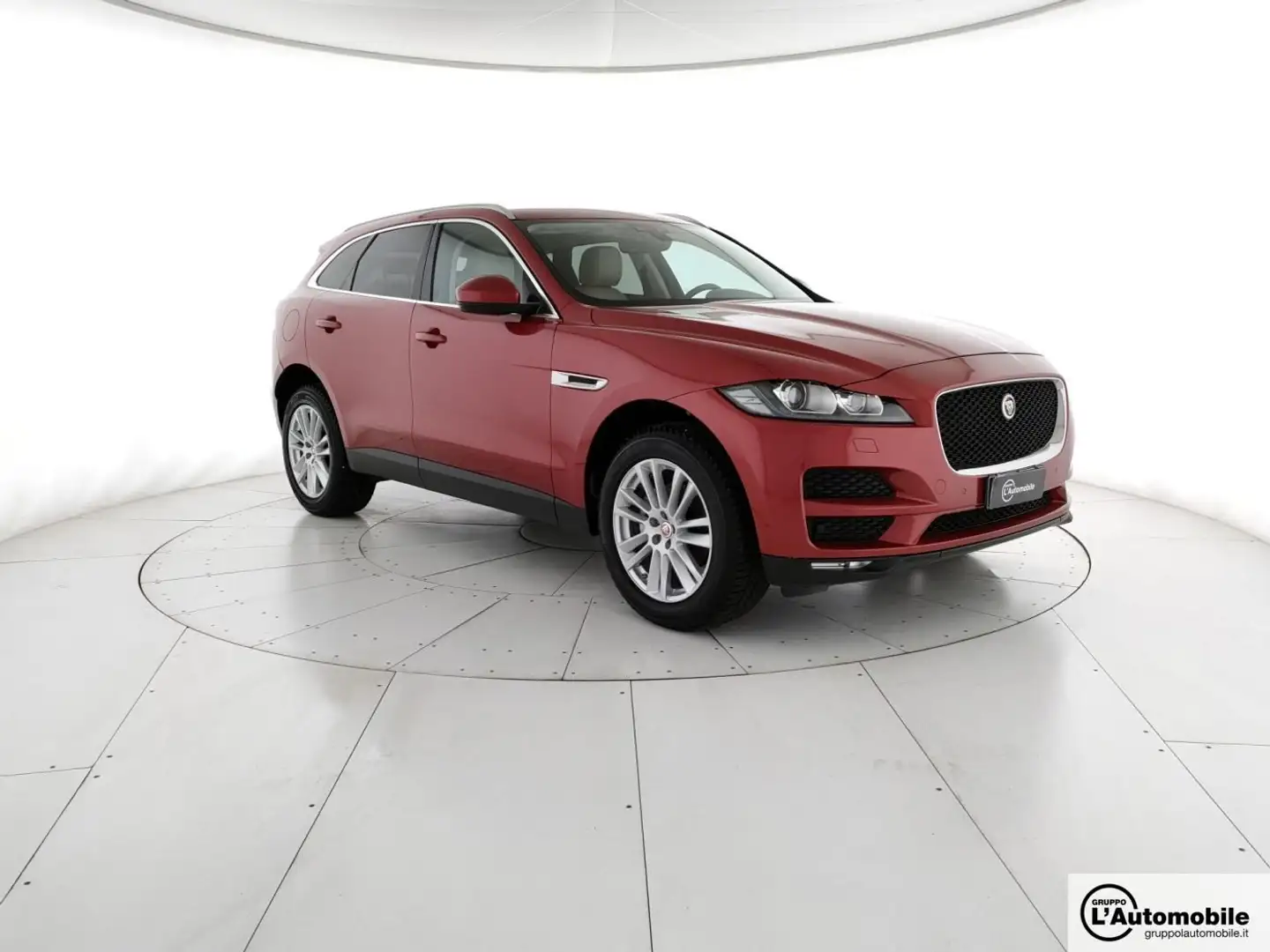 Jaguar F-Pace 2.0d i4 Portfolio 180cv auto my19 Roşu - 1