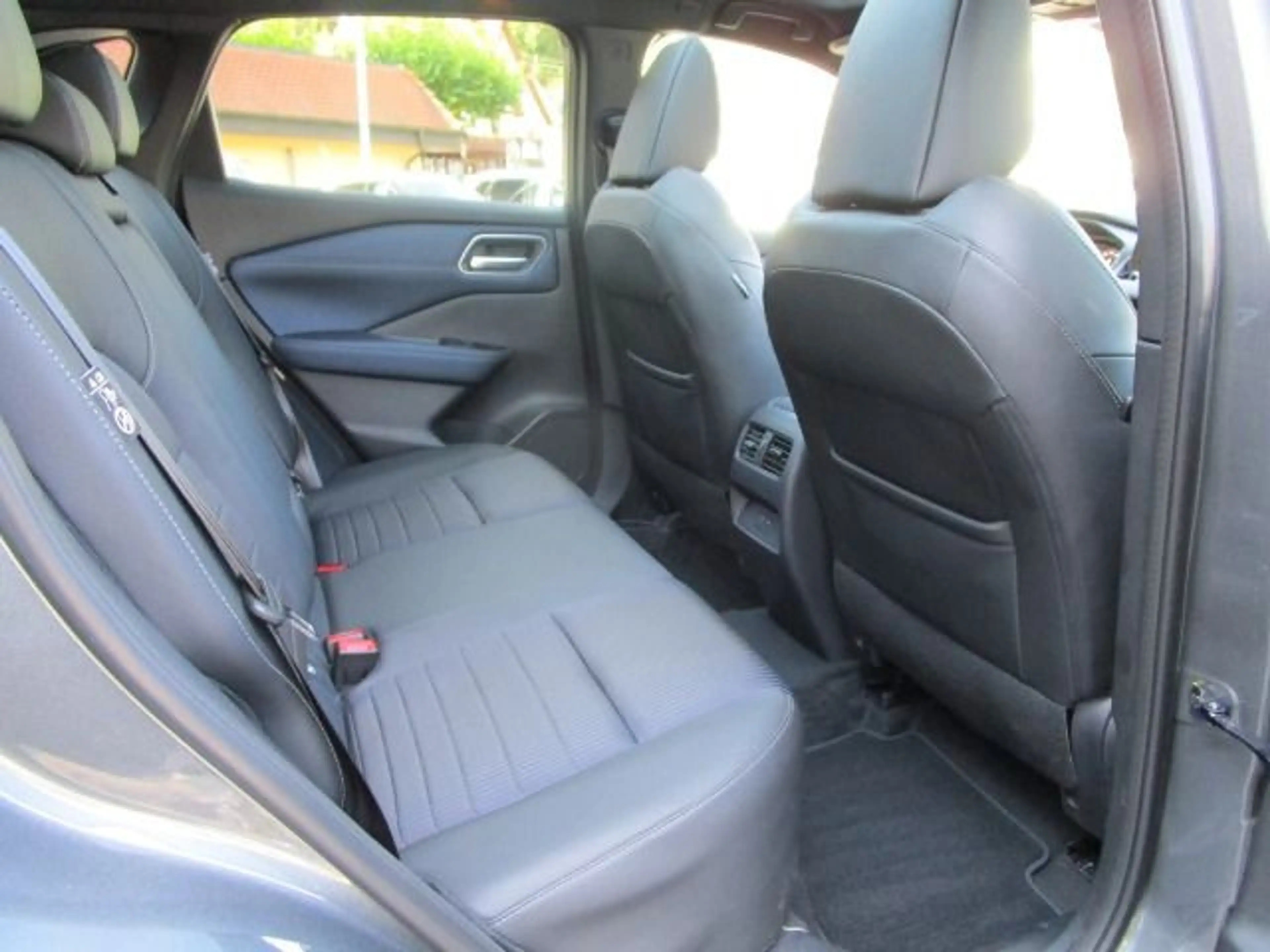 Nissan Qashqai 1.5 VC-T e-Power Tekna e-Power — photo 12