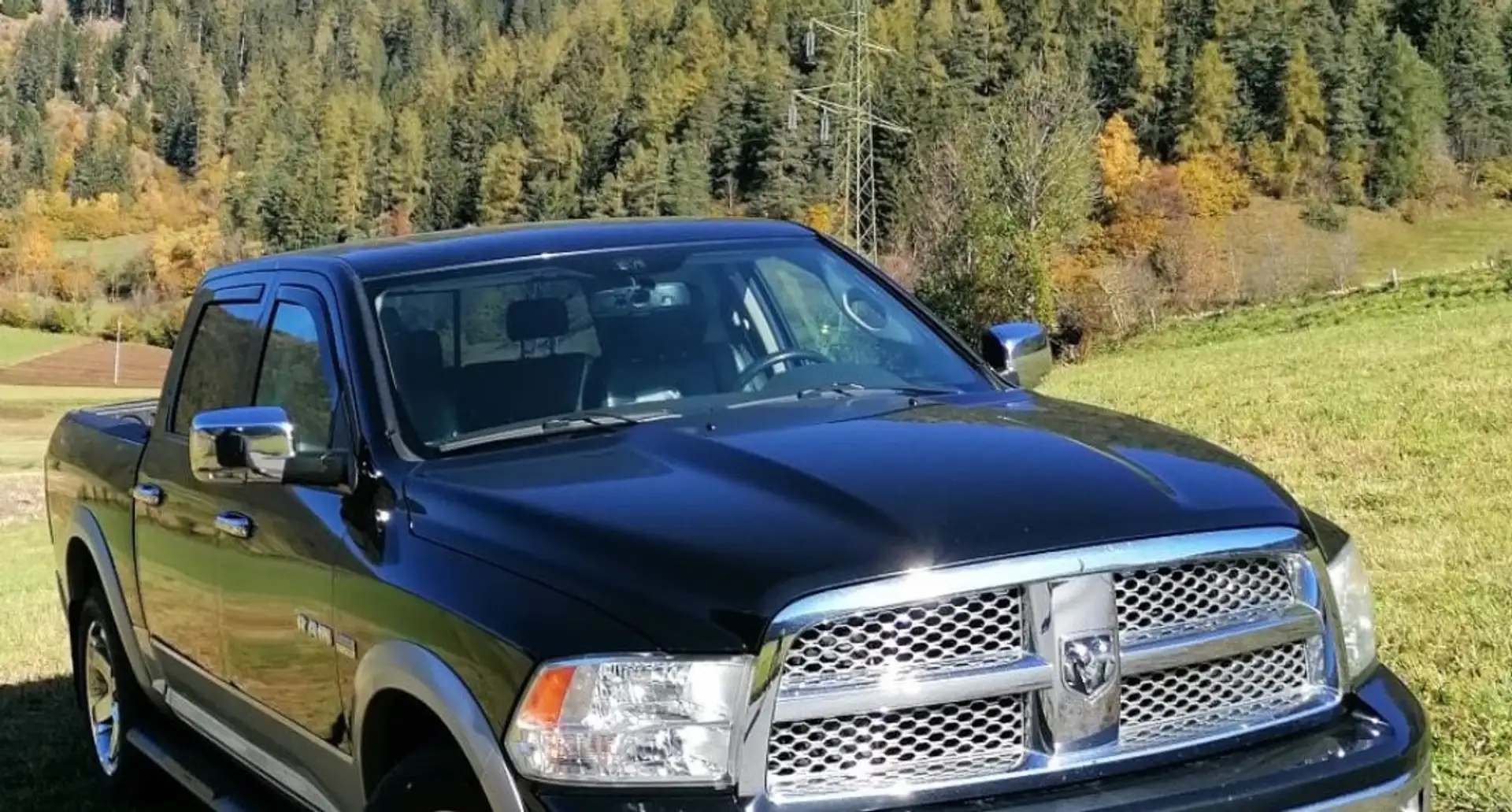 Dodge RAM 5.7 hemi Laramie - 1