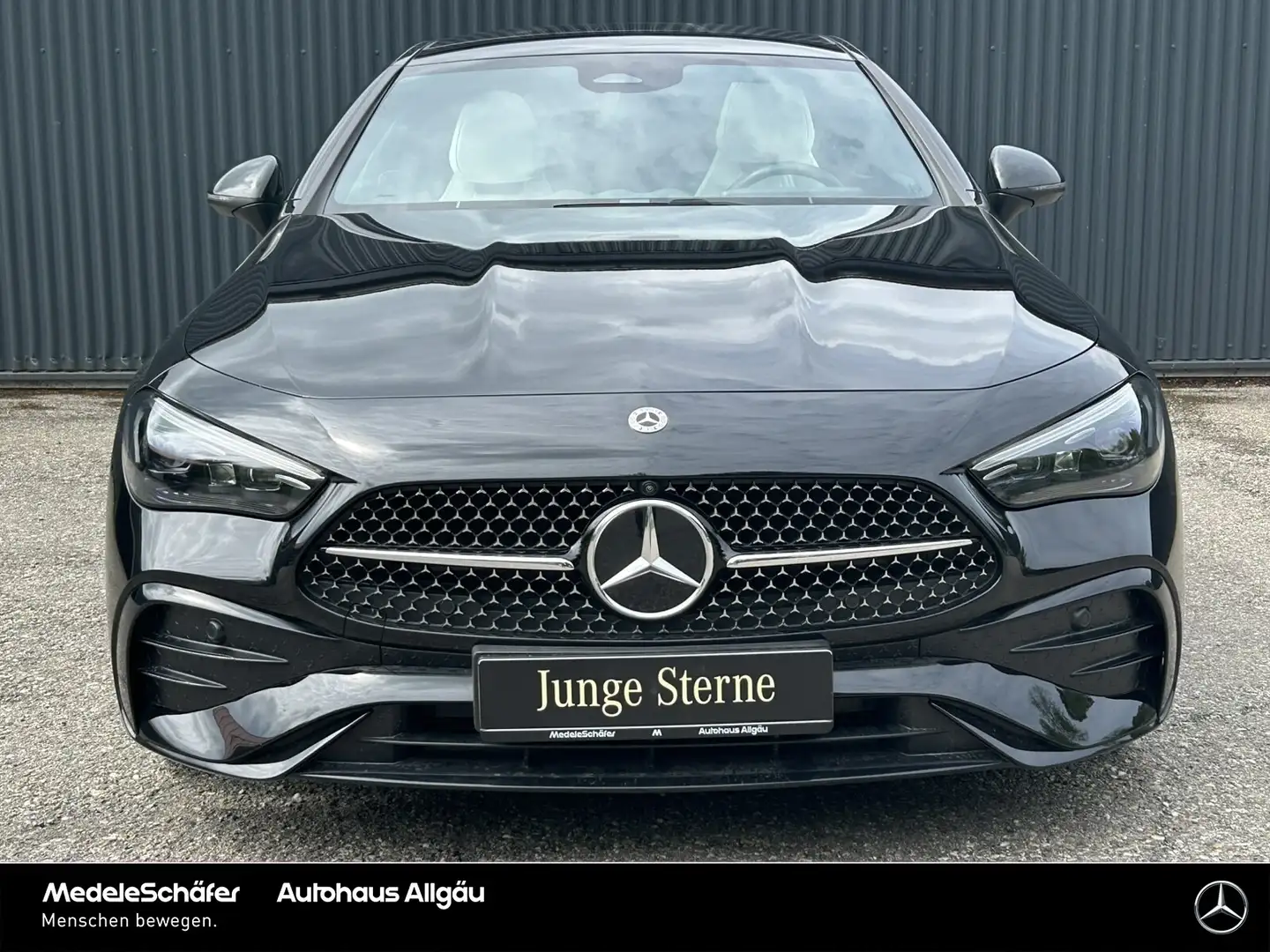 Mercedes-Benz CLE 300 CLE 300 4M Night 20" Pano 3D NAPPAweiß Sitzklima Zwart - 2