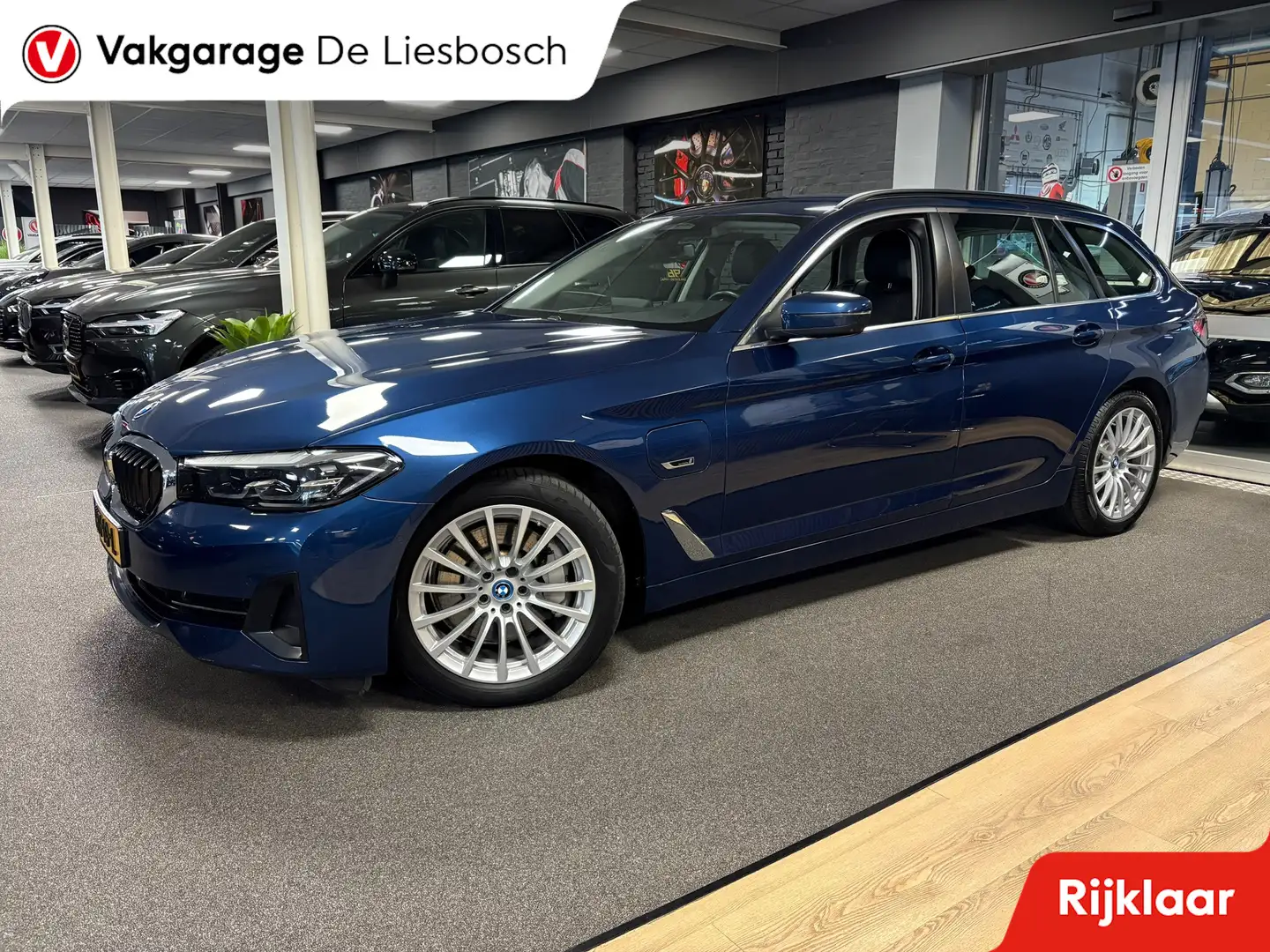 BMW 530 5-serie Touring 530e Business Edition Plus / trekh Blauw - 2