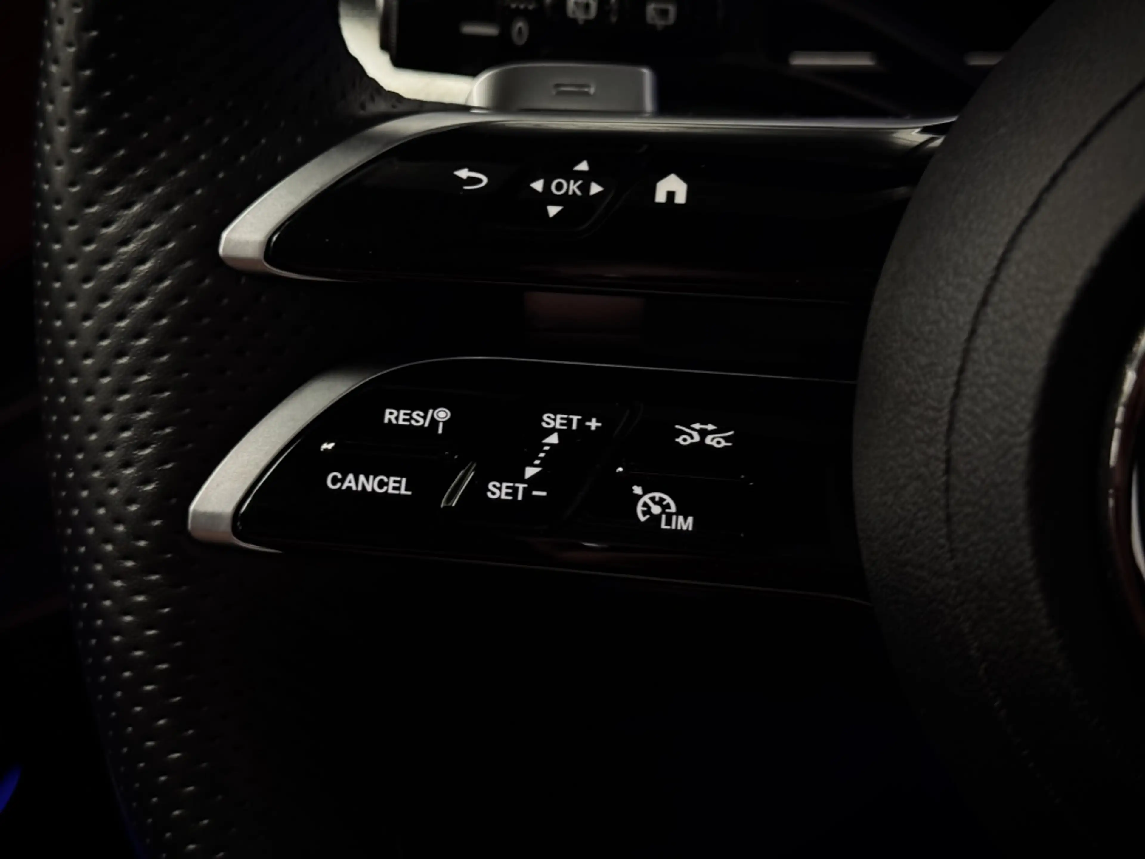 Mercedes-Benz GLC 400 GLC e 4Matic AMG | Luchtvering | Burmester | 360 c — photo 34