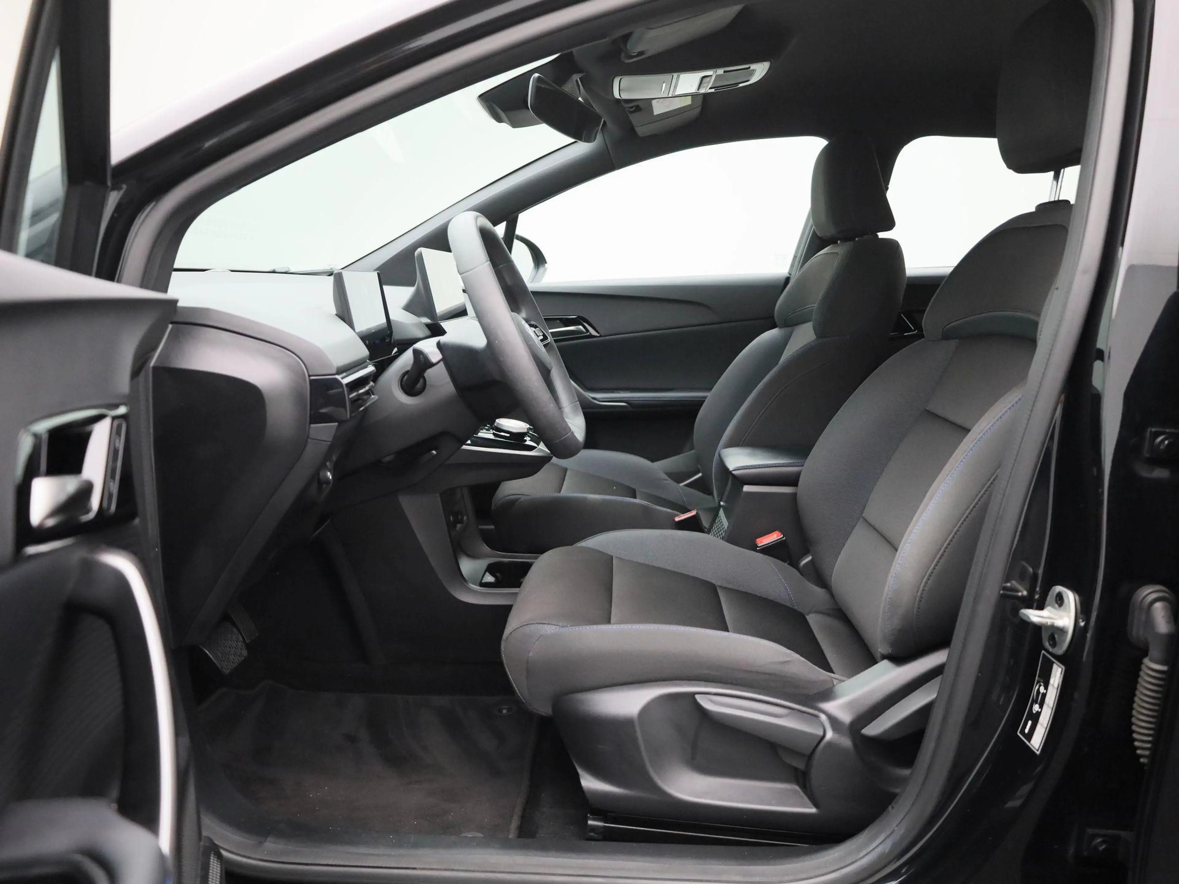 MG MG4 51 kWh Standard | PDC A | Carplay | Airco — photo 13