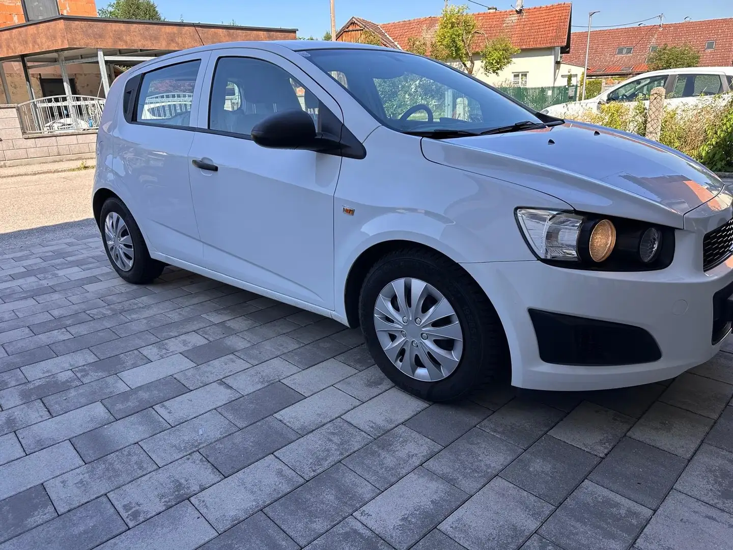 Chevrolet Aveo Aveo 1,2 LS LS Weiß - 1