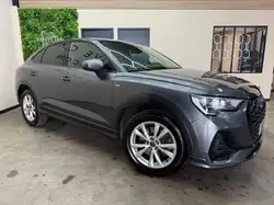 Audi Q3 e-tron S-LINE