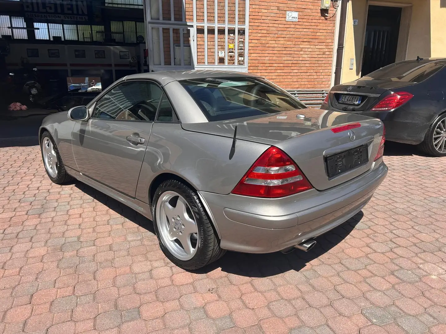 Mercedes-Benz SLK 320 320 218 CV asi Grigio - 2