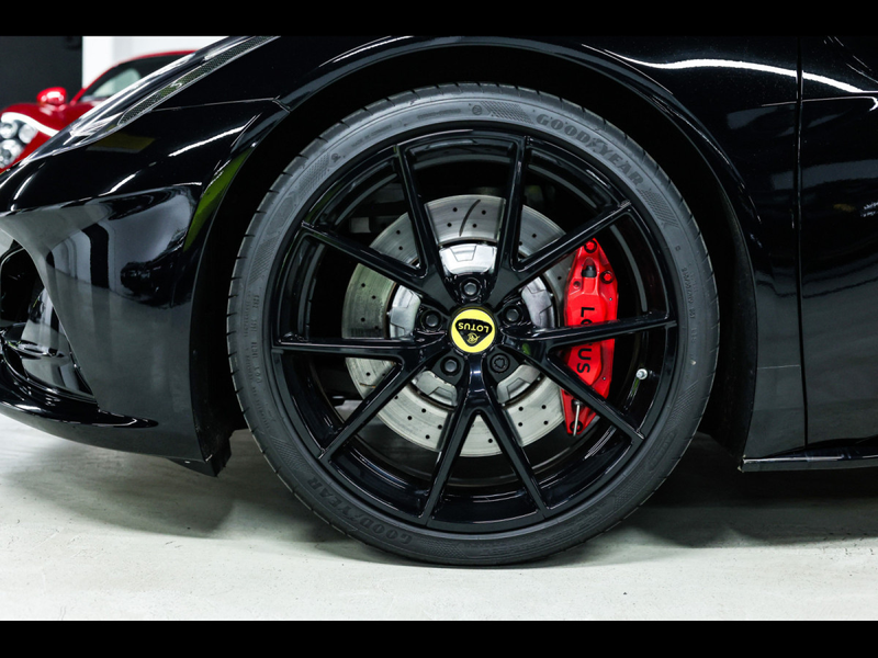 Lotus Emira I4 DCT FIRST EDITION°BLACK PACK°KAM°KEF°CARPLAY — photo 8