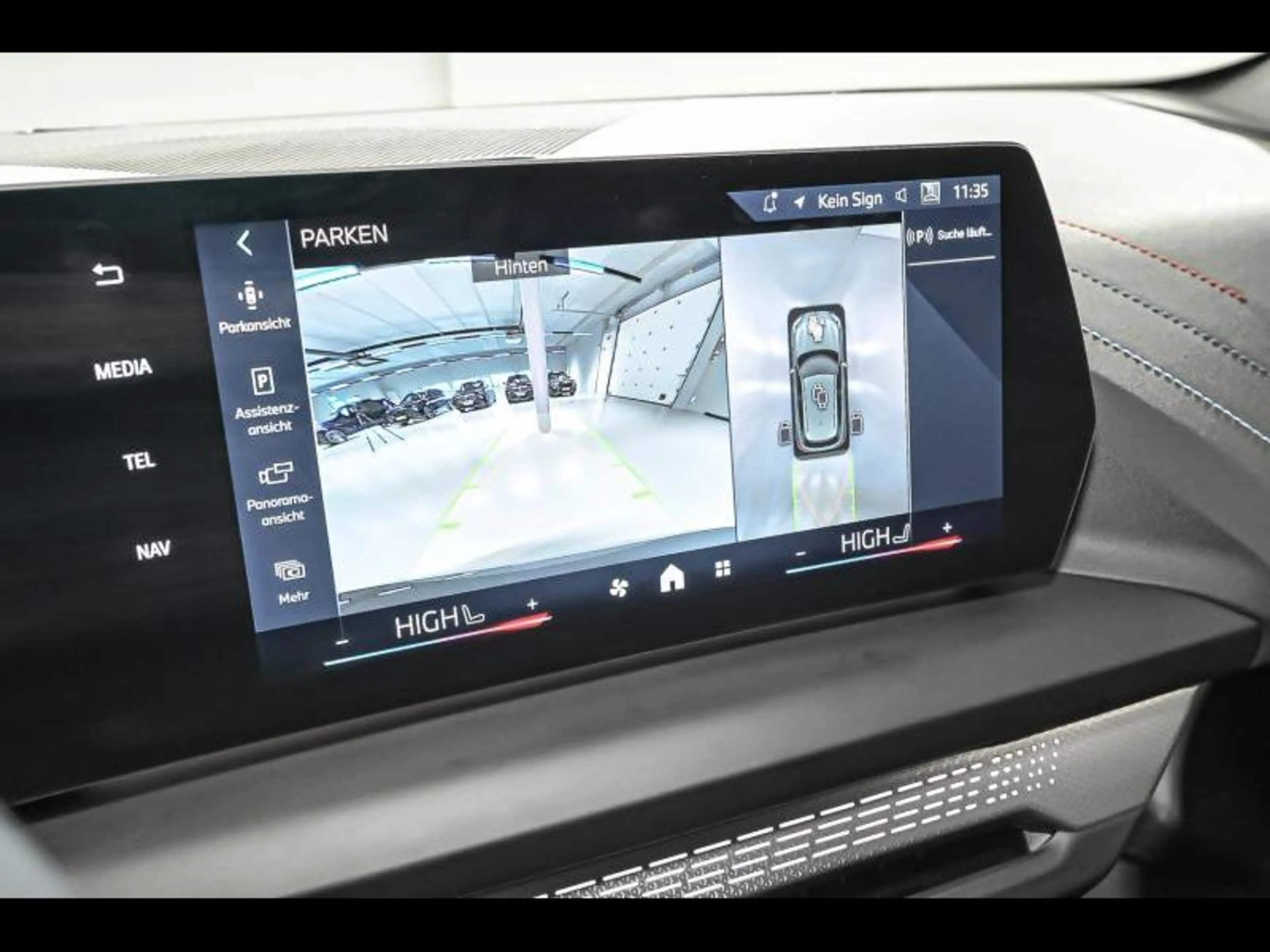 BMW 123 i xDrive - MPACKPRO|DASS+|360CAM|HUD — photo 15