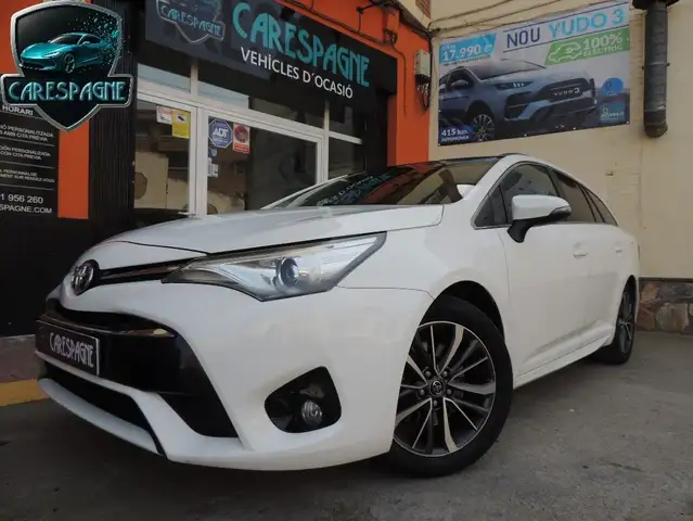 Toyota Avensis Avensis Touring Sports 143 D-4D Executive Business
