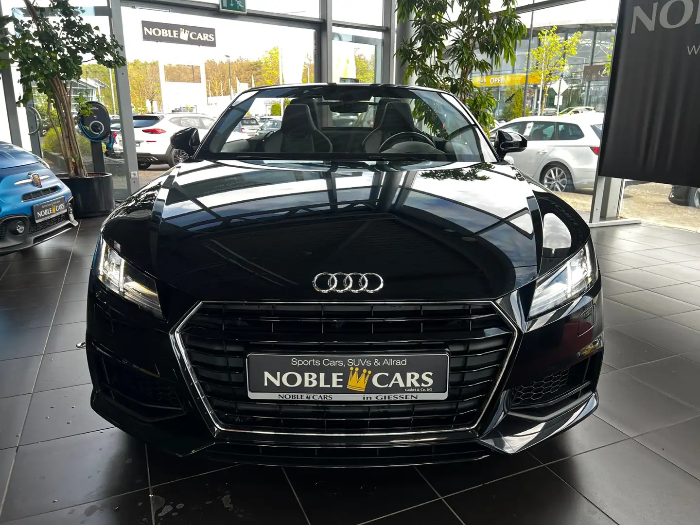 Audi TT Roadster 1.8 TFSI S LINE PLUS LED NAVI B&O Schwarz - 2