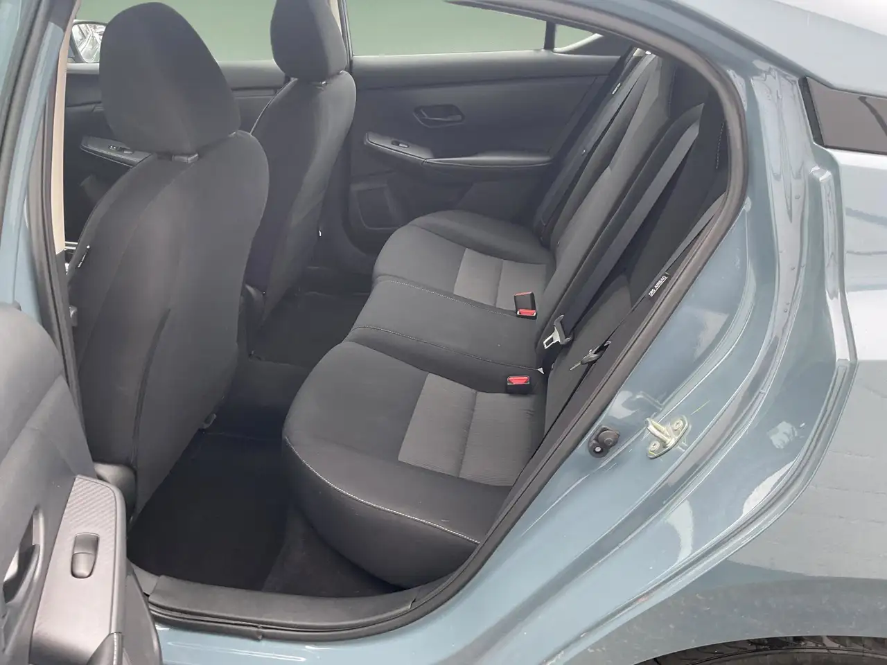 Nissan Sentra снимка Nissan Sentra