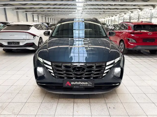 Hyundai Tucson view 2