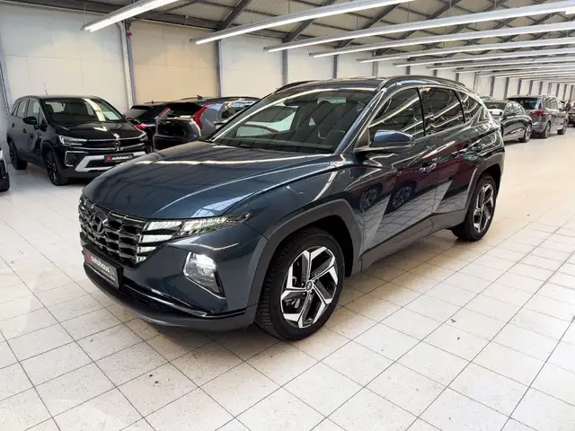 Hyundai Tucson view 3