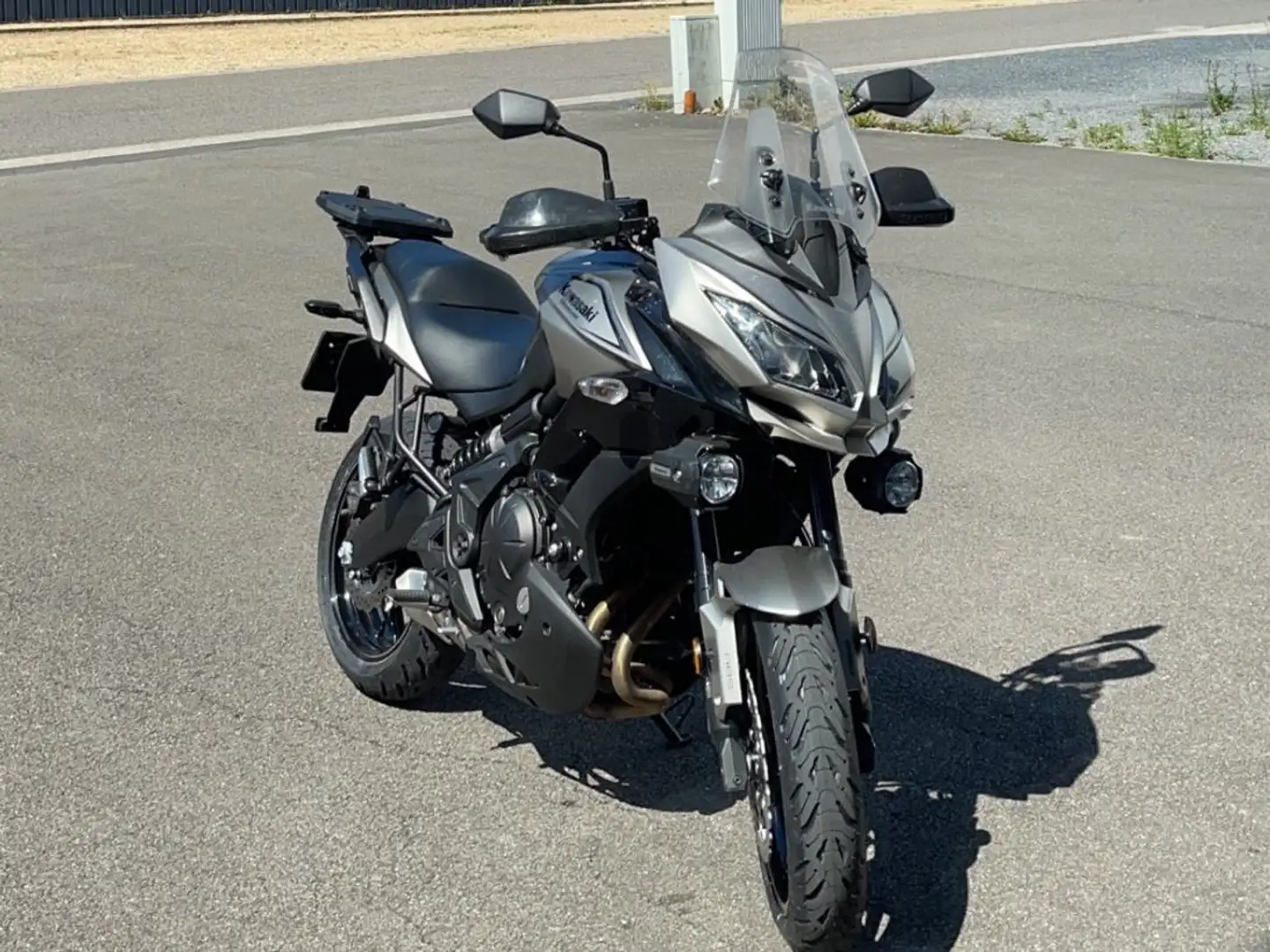 Kawasaki Versys 650 bež - 2