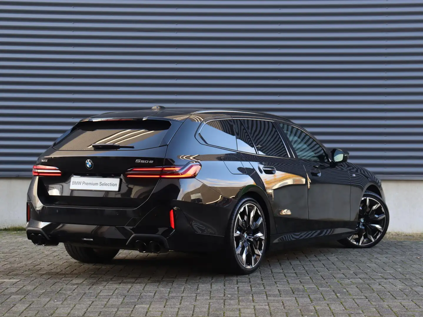 BMW 550 5-serie Touring 550e xDrive | M Sportpakket Pro | Noir - 2