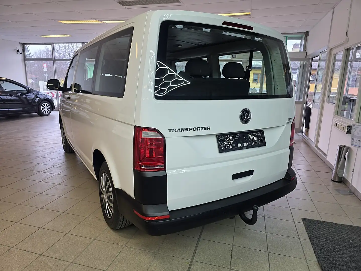 Volkswagen T6 Kombi KR 2,0 Entry TDI BMT* Erstbesitz* Weiß - 2