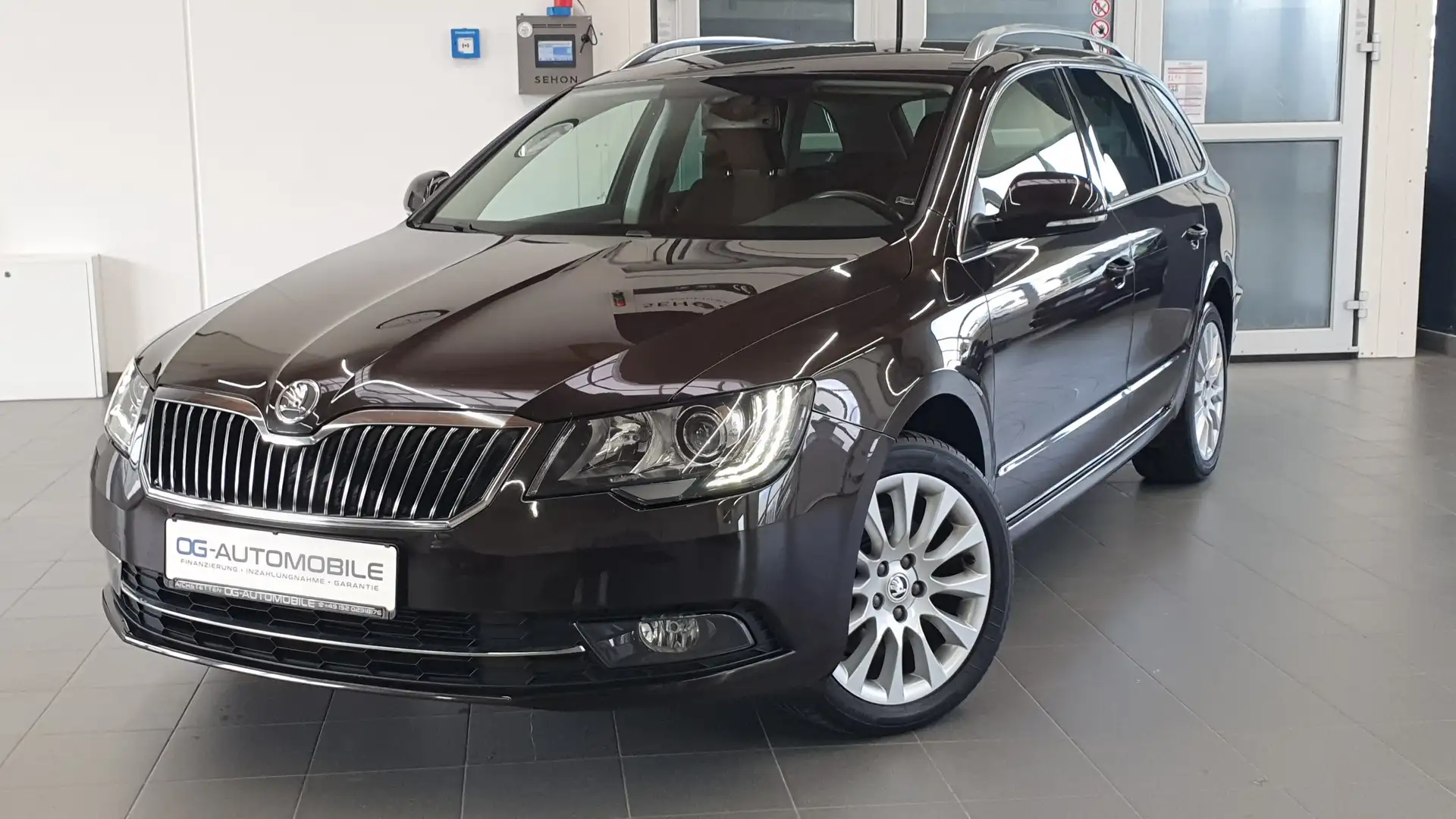 Skoda Superb 1.8 TSI Exclusive Bi-Xenon*AHK*1.Hand*SHZ Brun - 1