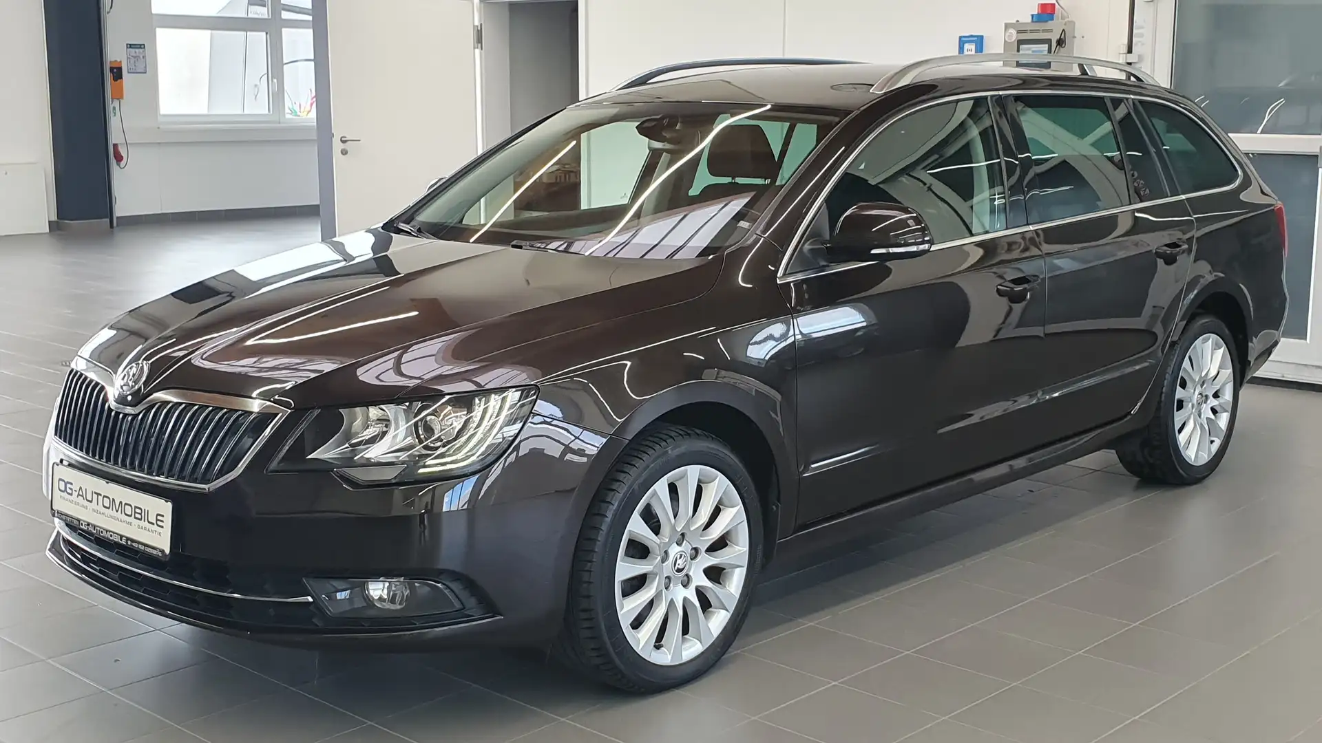 Skoda Superb 1.8 TSI Exclusive Bi-Xenon*AHK*1.Hand*SHZ Brun - 2